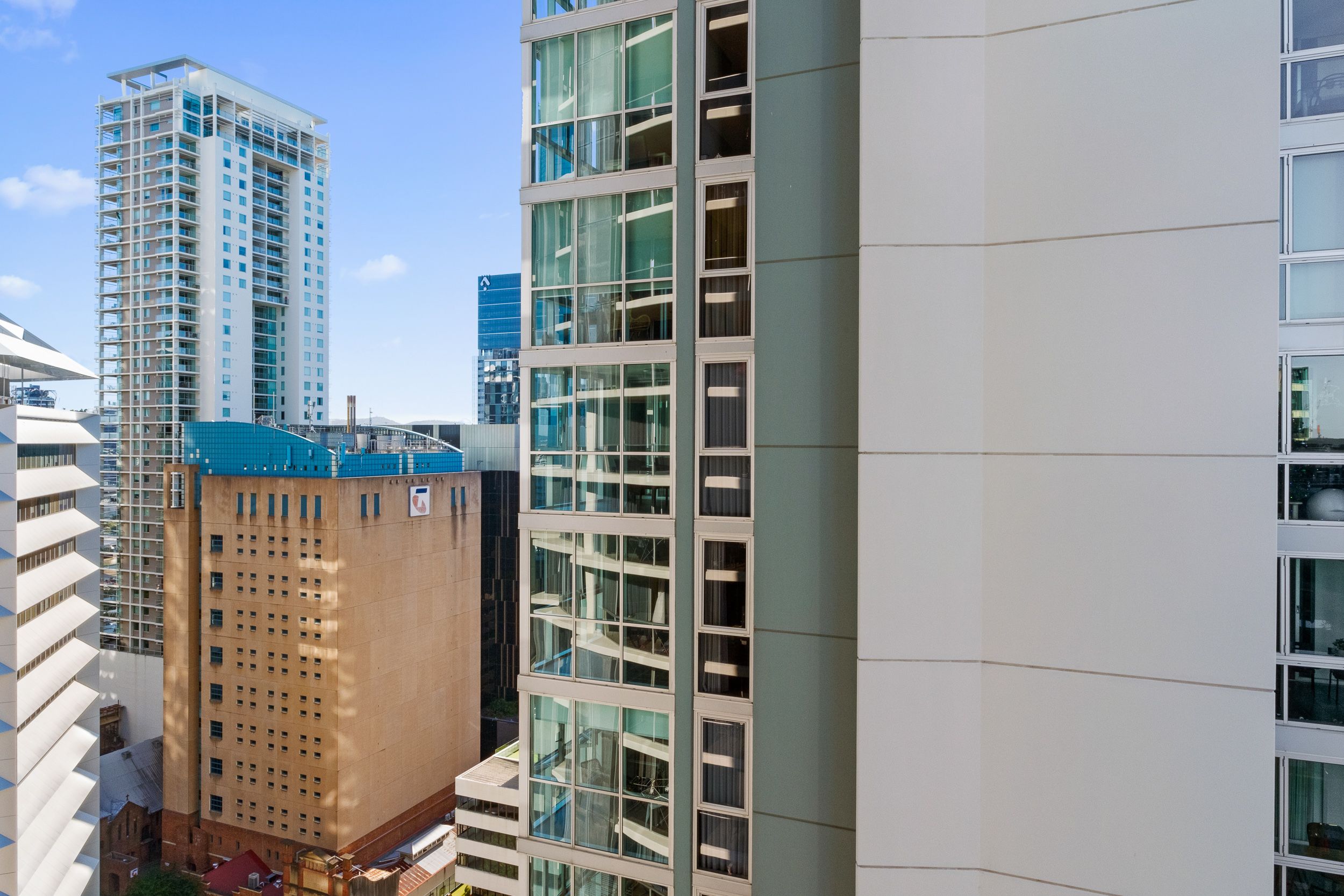 2106/70 Mary Street — photo 12 of 13