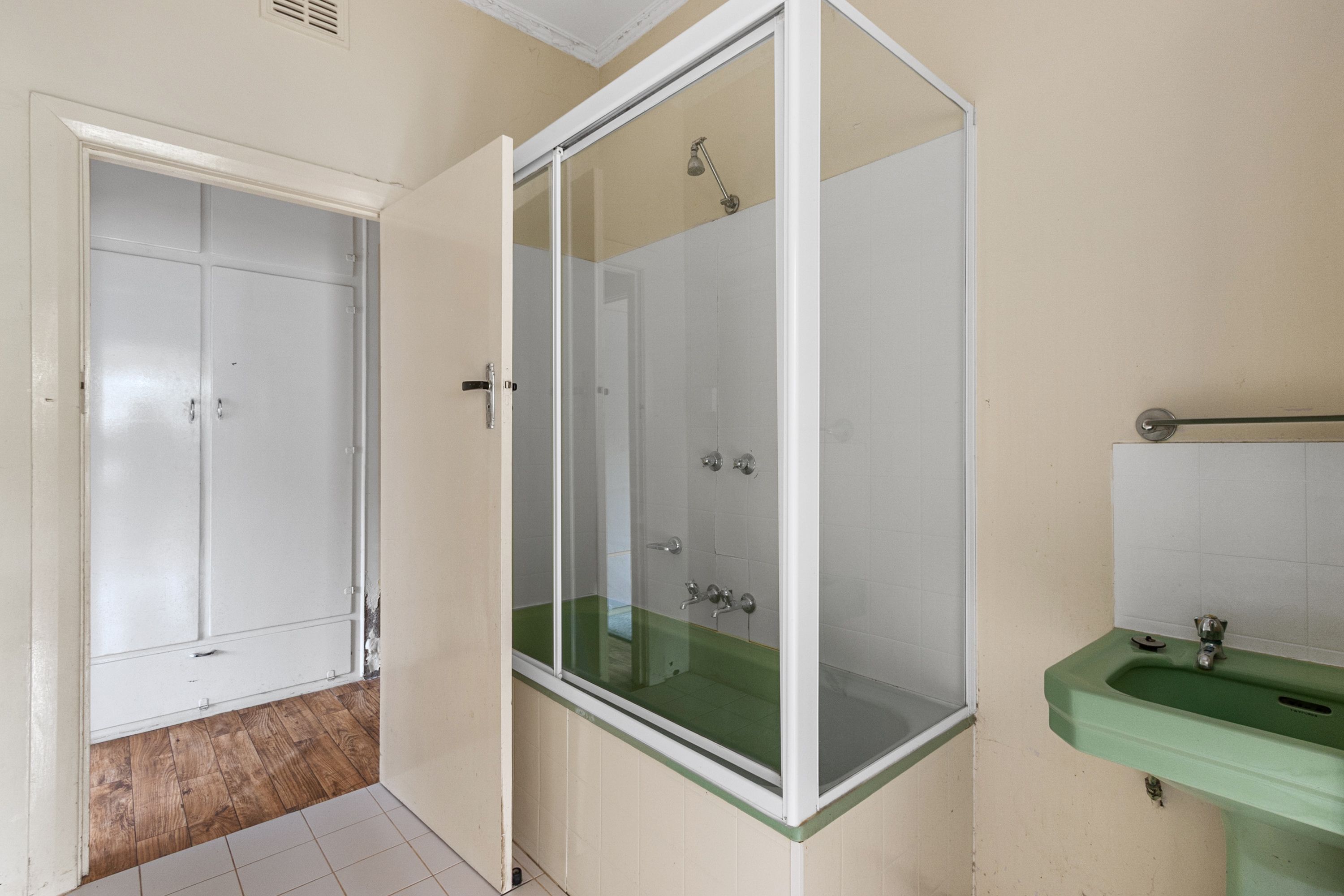 27 Park Terrace — photo 15 of 21