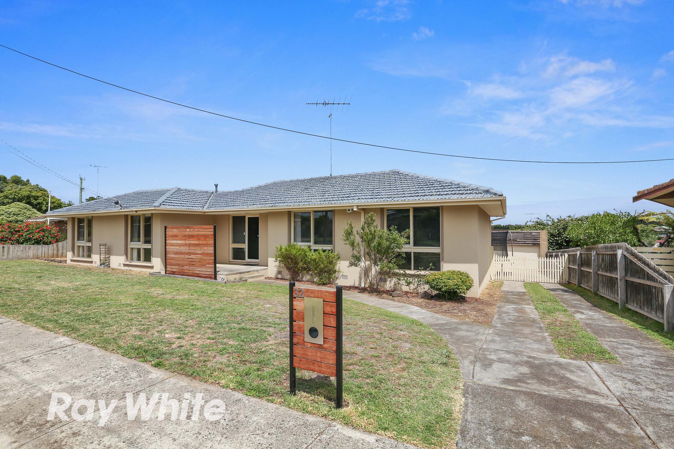 32 Carroll Street, Leopold, VIC 3224