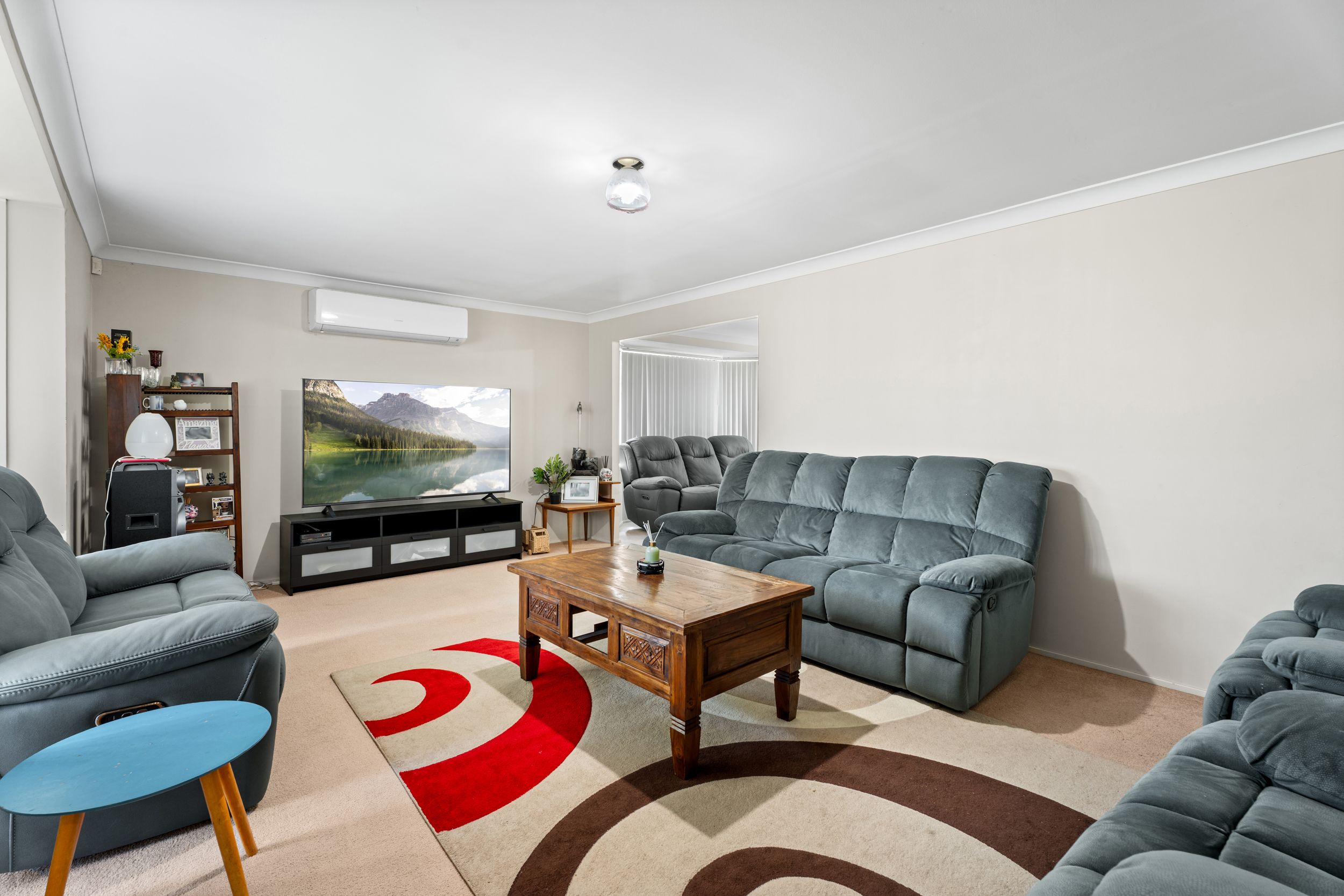 21 The Lakes Drive, Glenmore Park, NSW