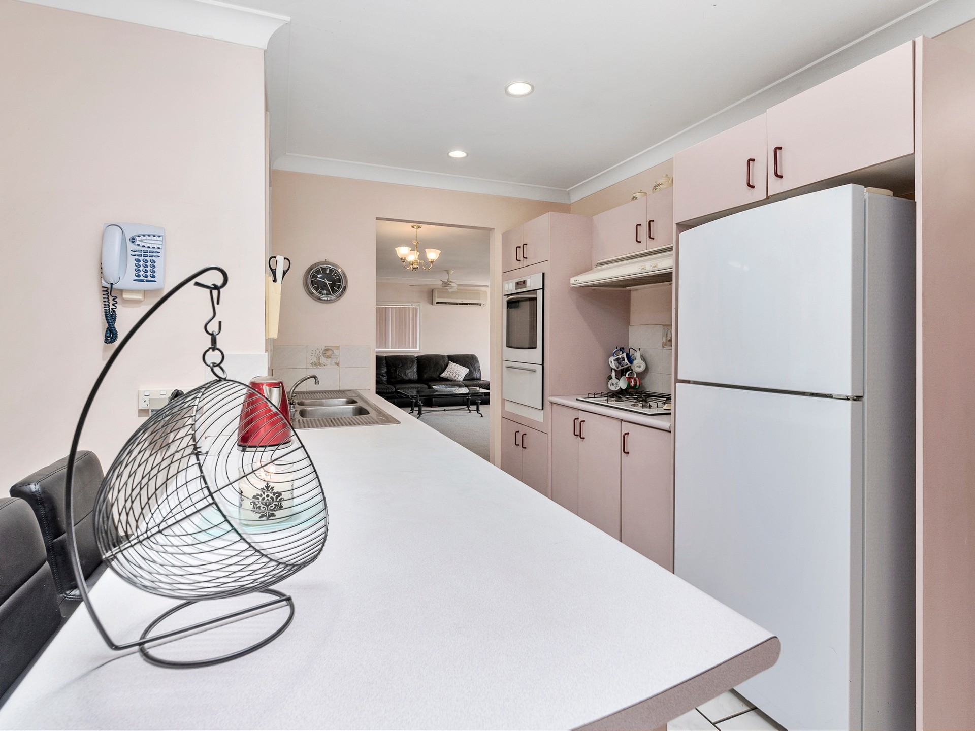 2 Peacock Way, Currans Hill, NSW 2567
