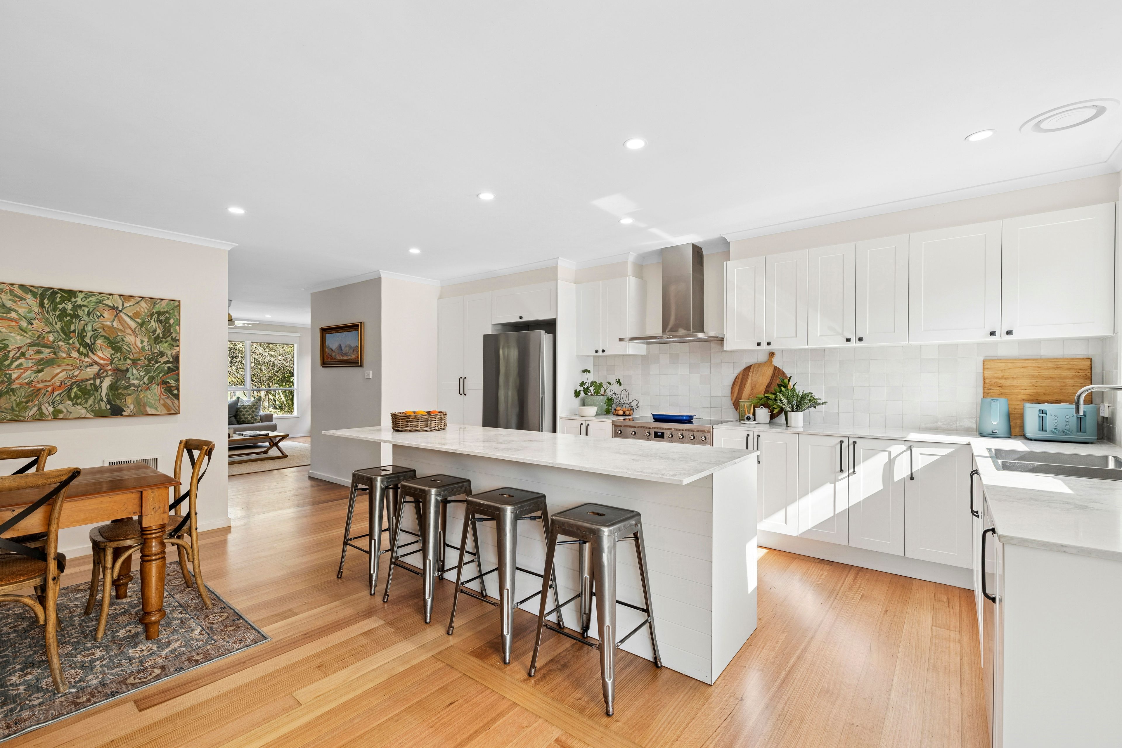 23 Andrew Avenue, Woodend, VIC 3442