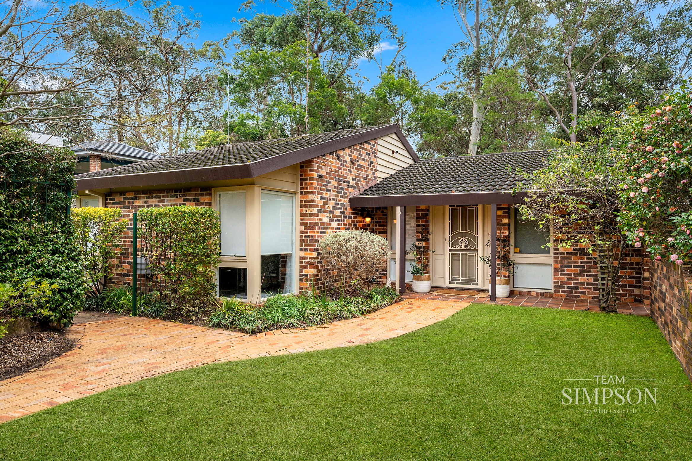 1 Surrey Avenue, Castle Hill, NSW 2154