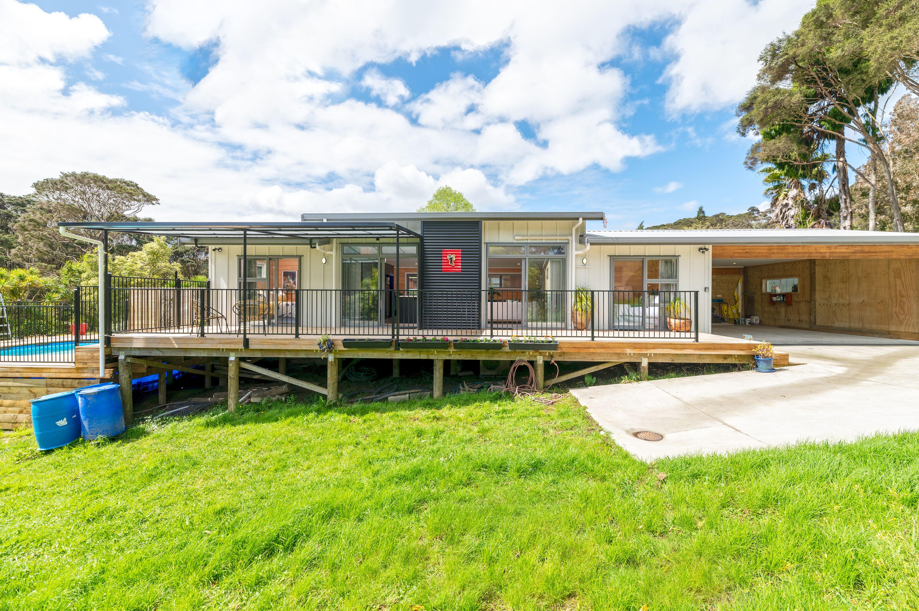 27 Opanuku Road, Henderson Valley, Waitakere City