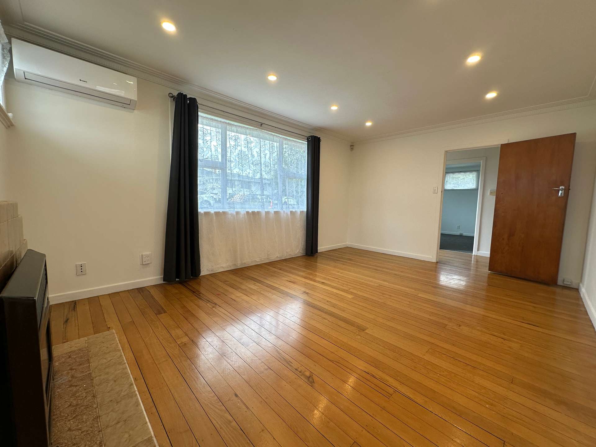 17 Marion Avenue photo 11