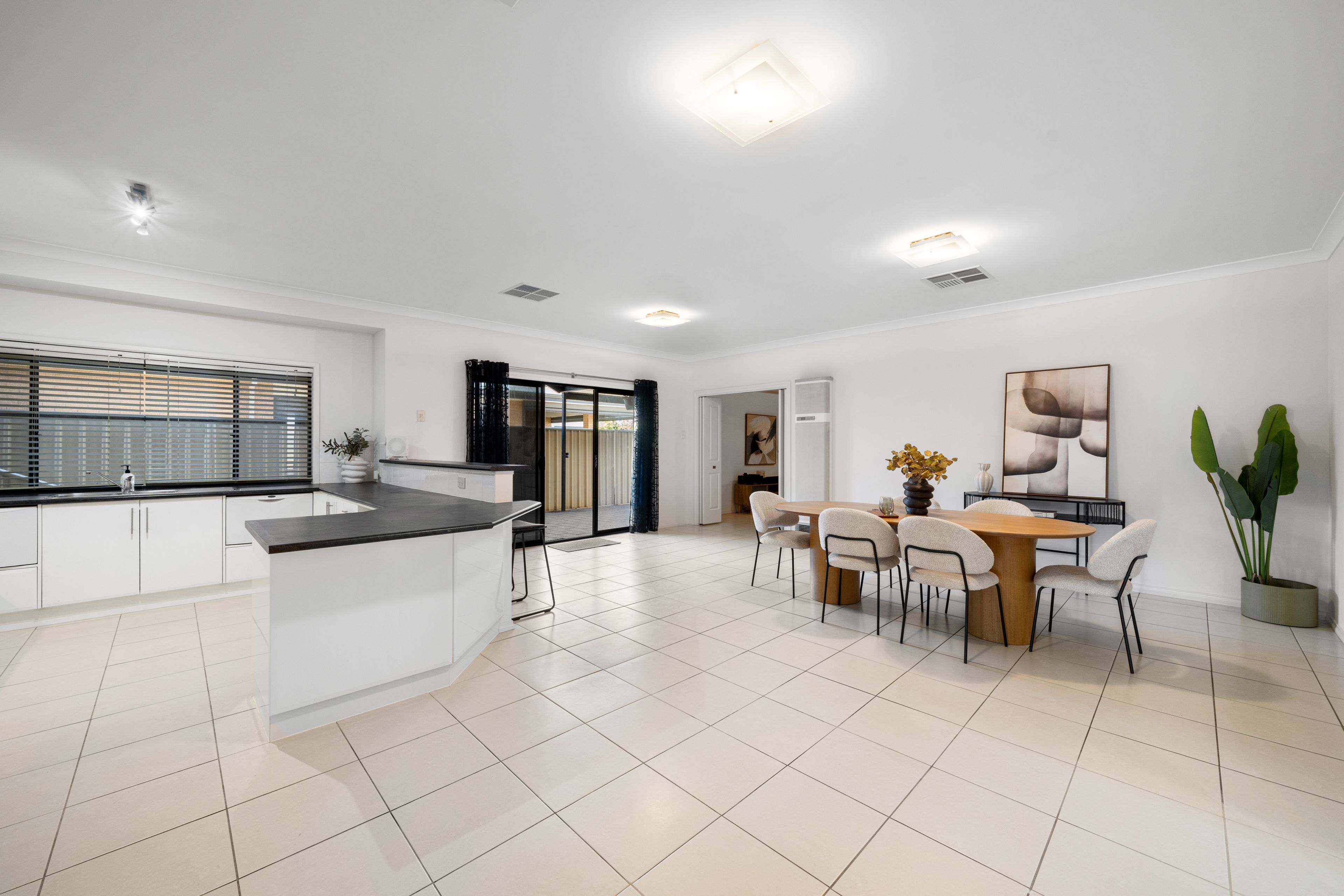 28 Mary Street — photo 9 of 28