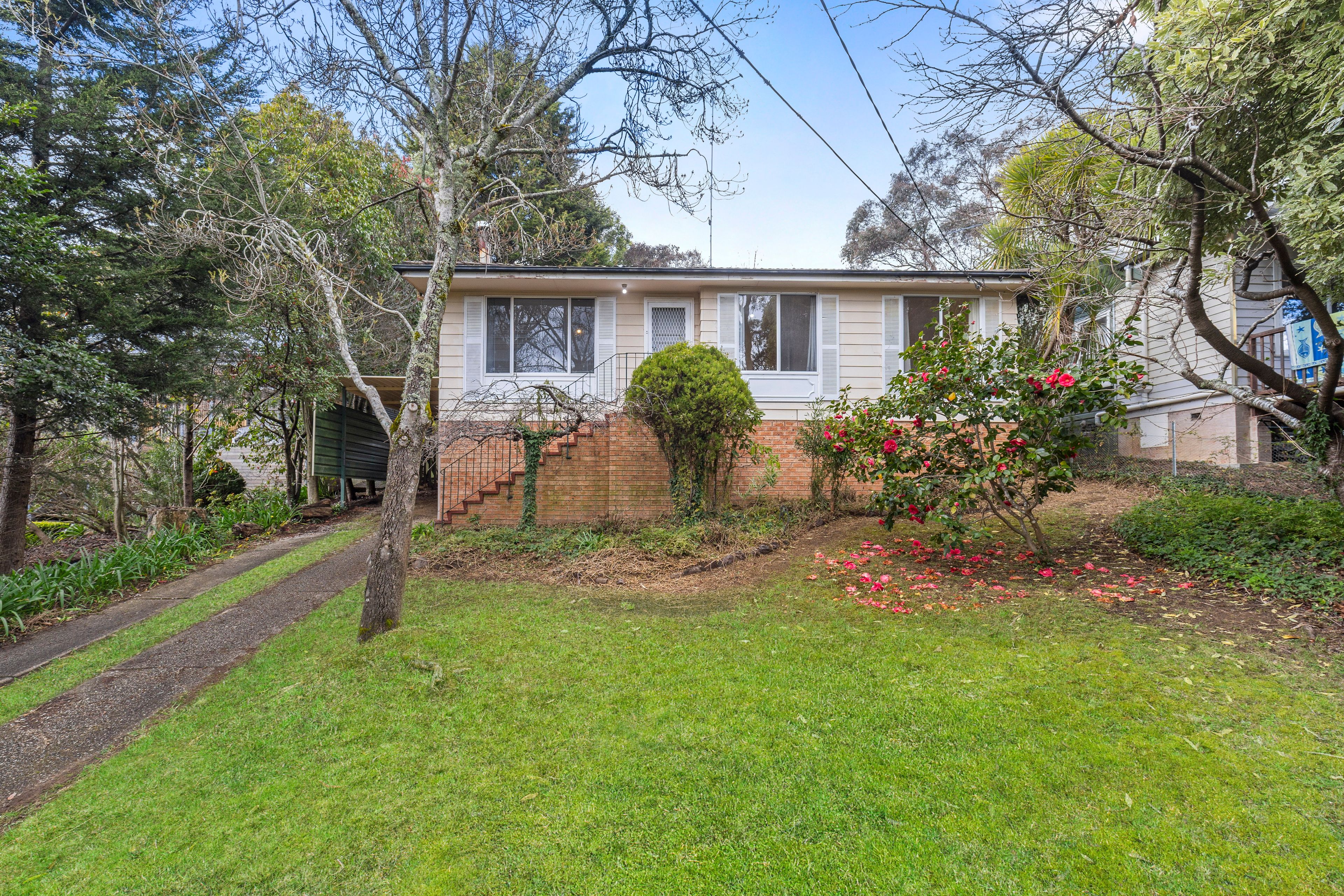 63 Godson Avenue — photo from Ray White Upper Blue Mountains