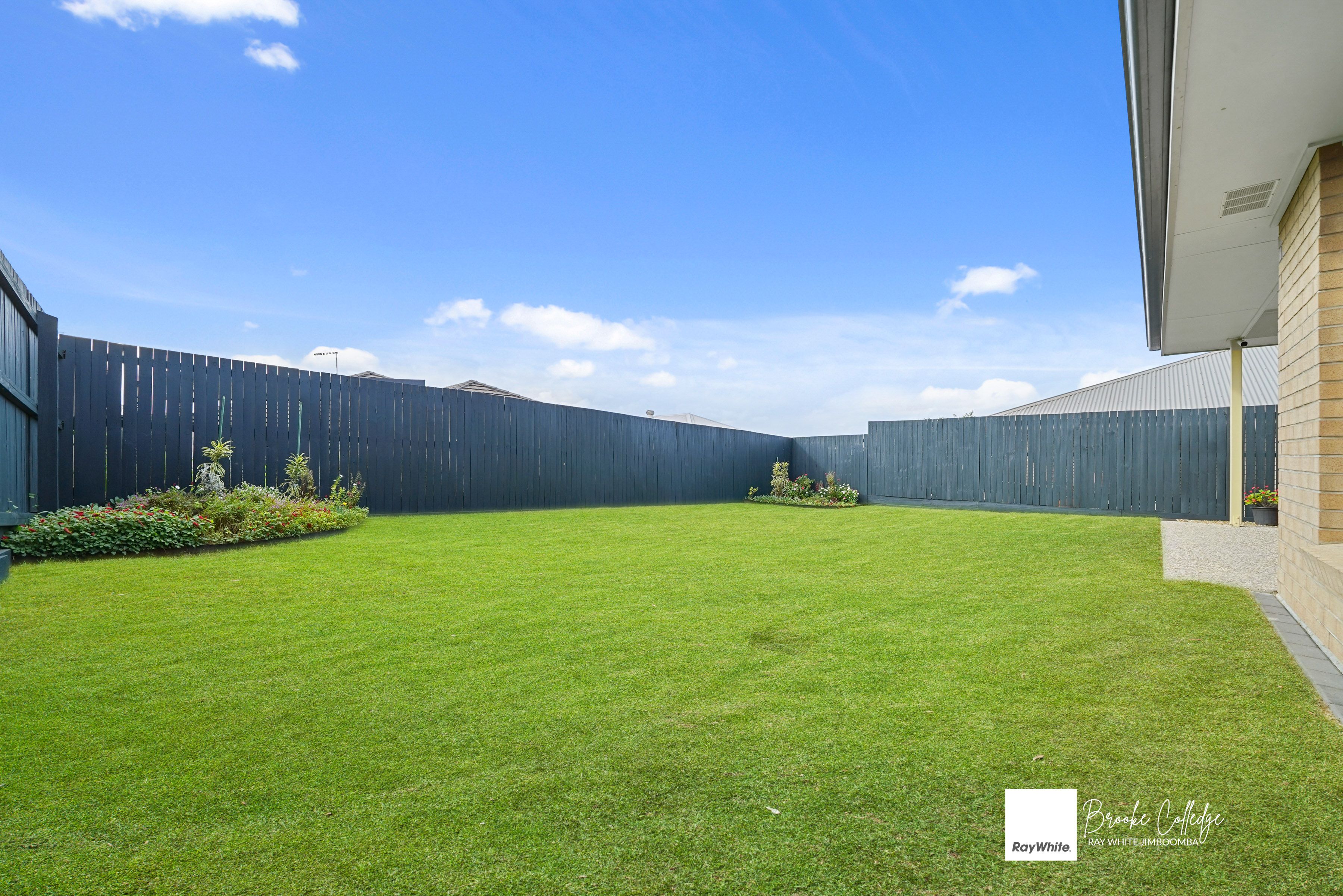 22 Mount Mee Street — photo 17 of 18