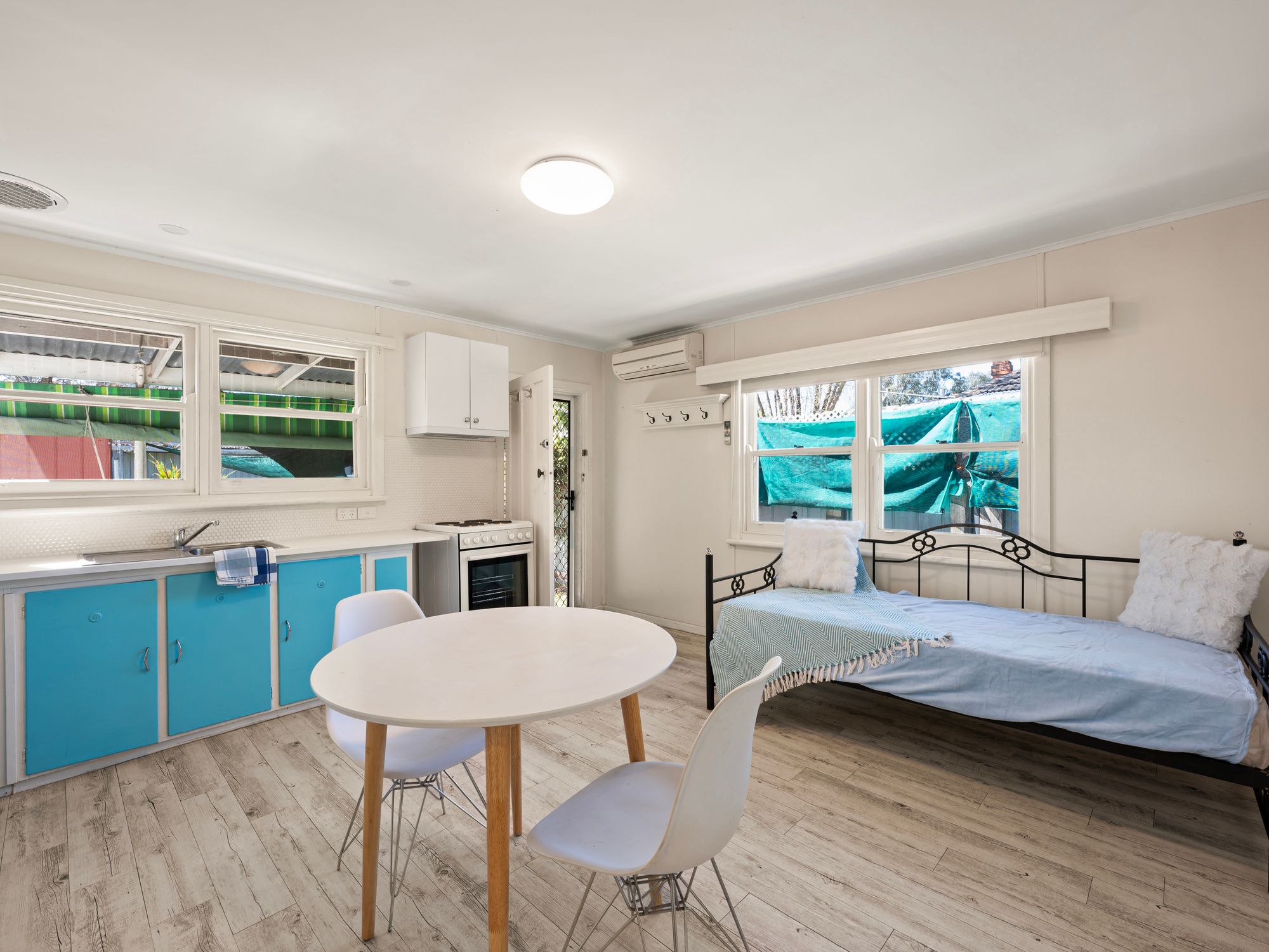 2 Duffy Street — photo 8 of 14