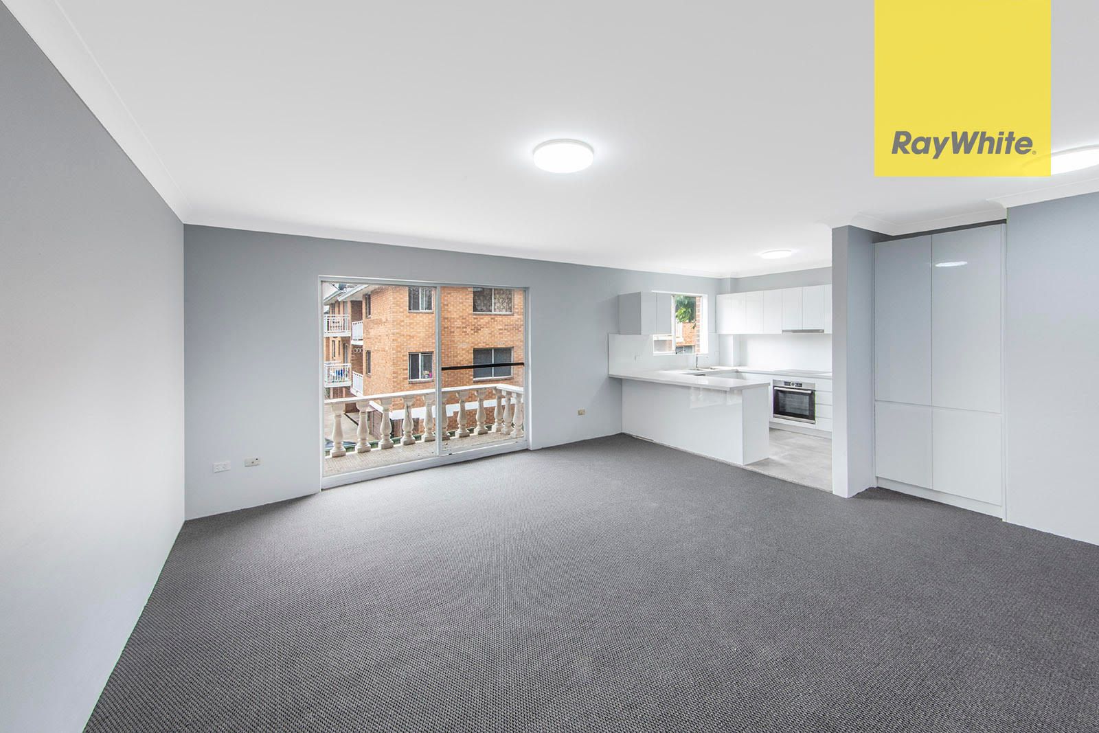 5/60-64 Meehan Street — photo from Ray White Parramatta