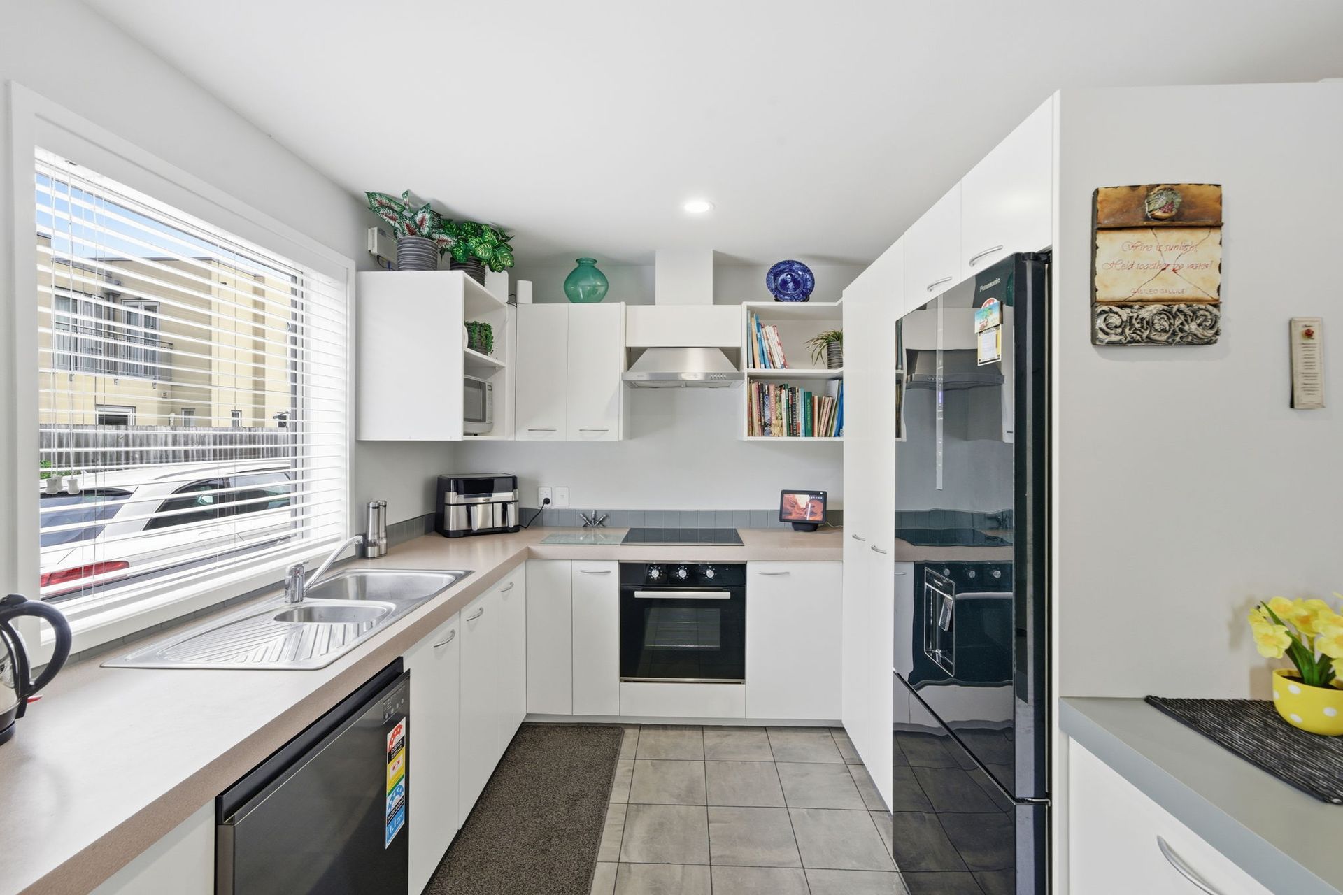 19 Whiteleigh Avenue, Addington, Christchurch City