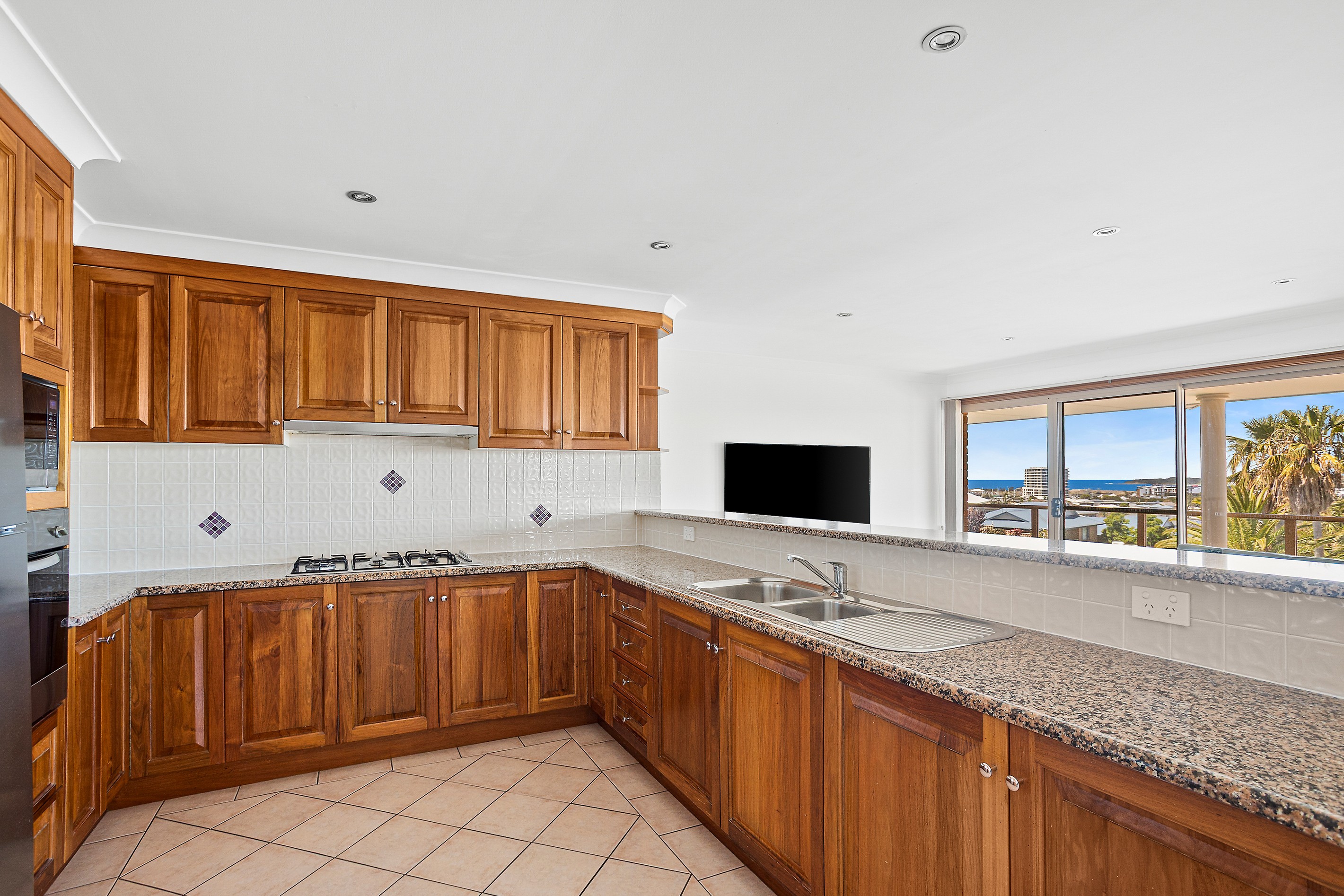 37 Ragamuffin Circuit, Shell Cove, NSW 2529