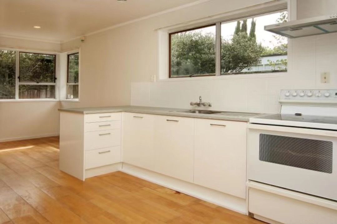 51 Neal Avenue, Glenfield, North Shore City
