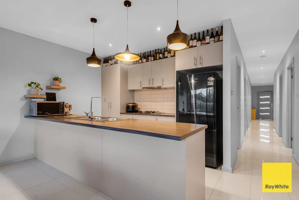 1/15 HORSESHOE Circuit, Truganina, VIC 3029