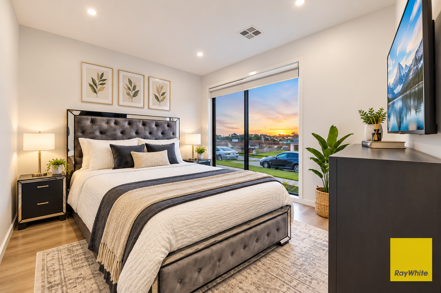 11 Flag Boulevard — photo 6 of 18