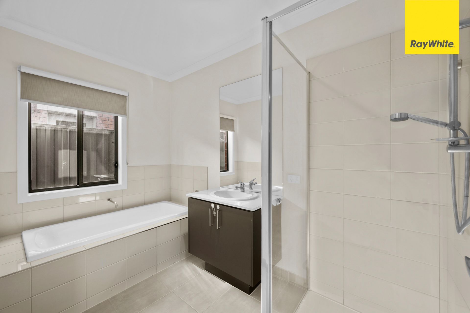 8 Letchworth Street — photo 8 of 13