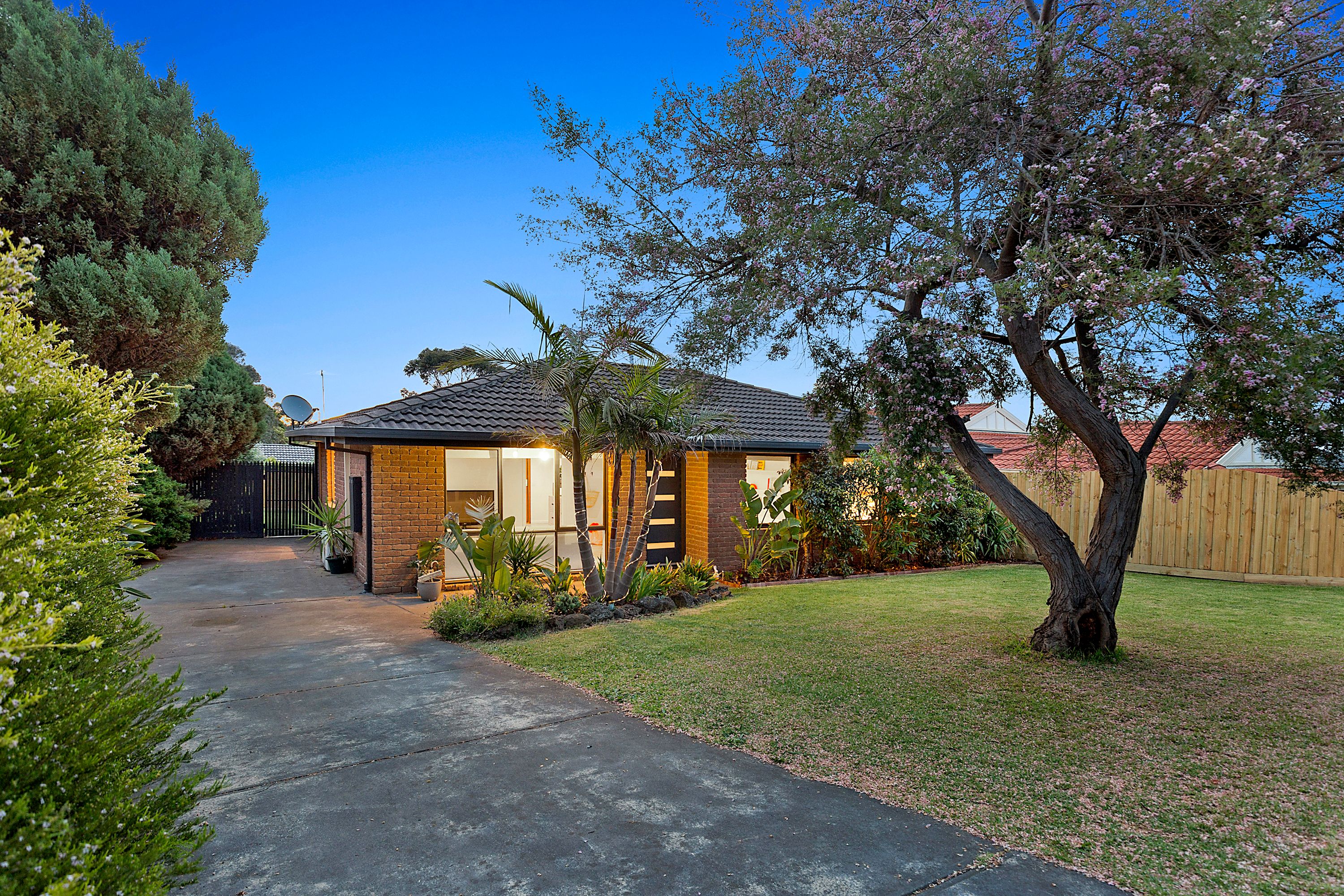14 Schooner Bay Drive, Frankston, VIC 3199