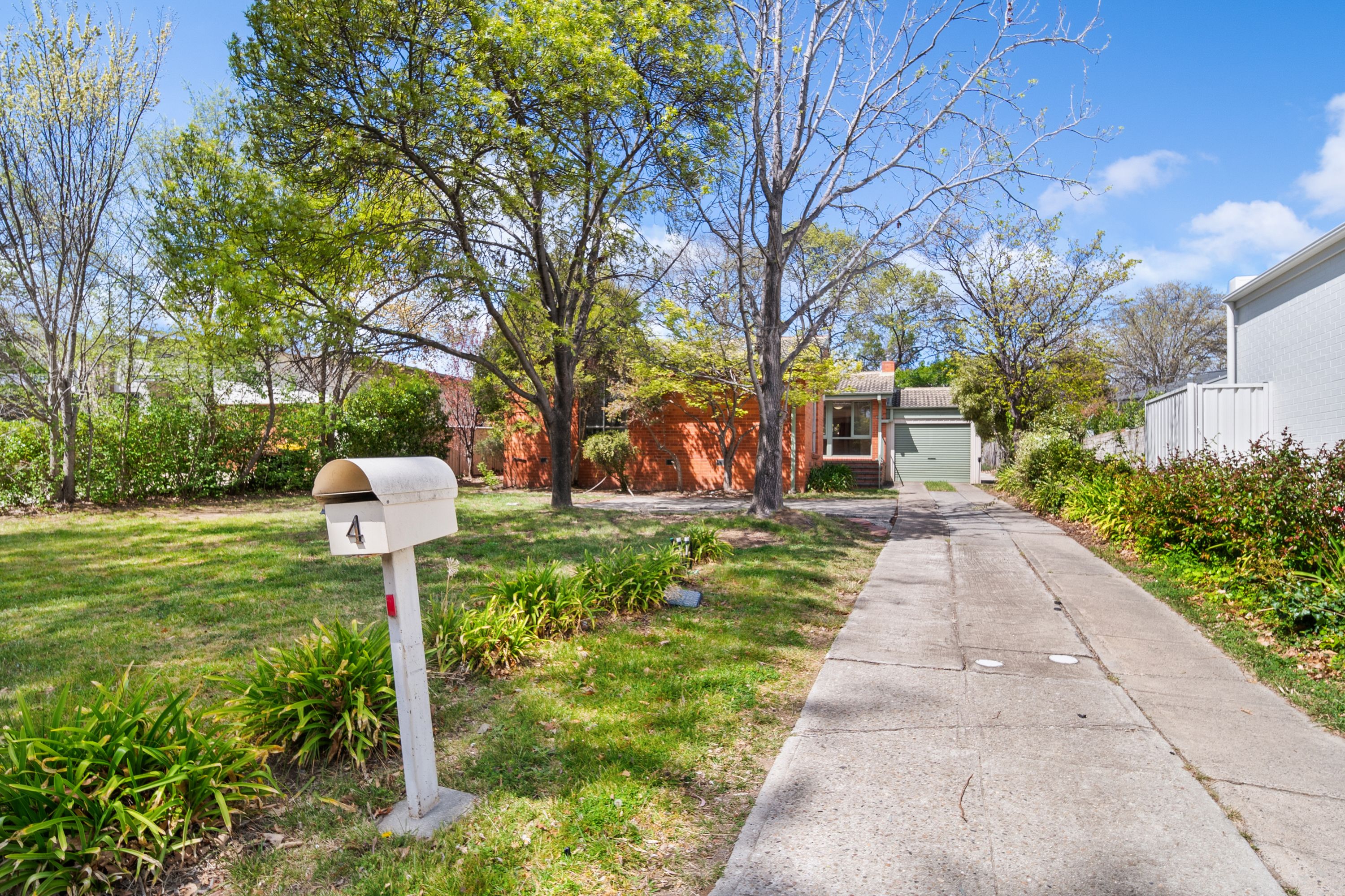 4 Wisdom Place, Hughes, ACT 2605