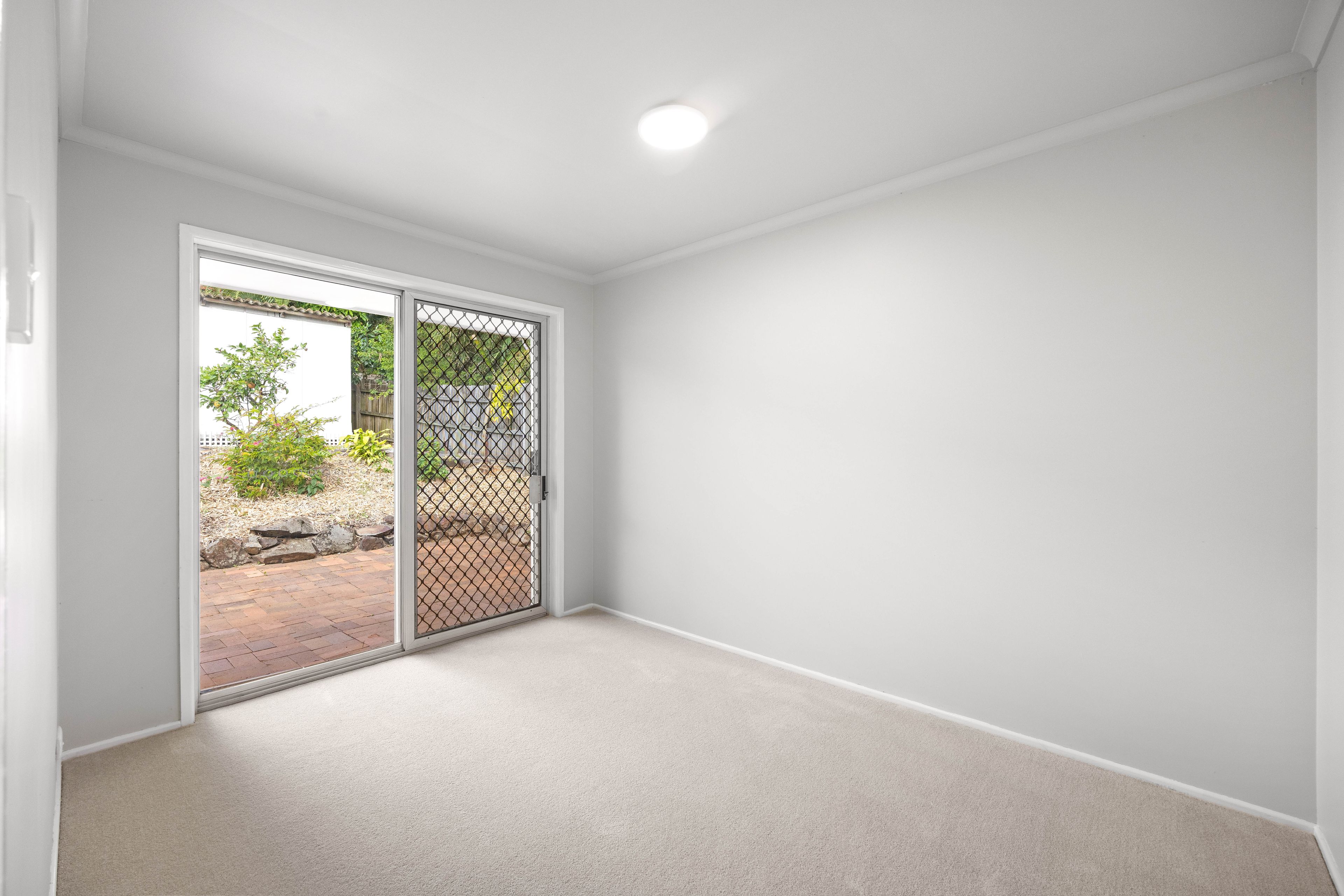 5 Maltman Street North — photo 14 of 21