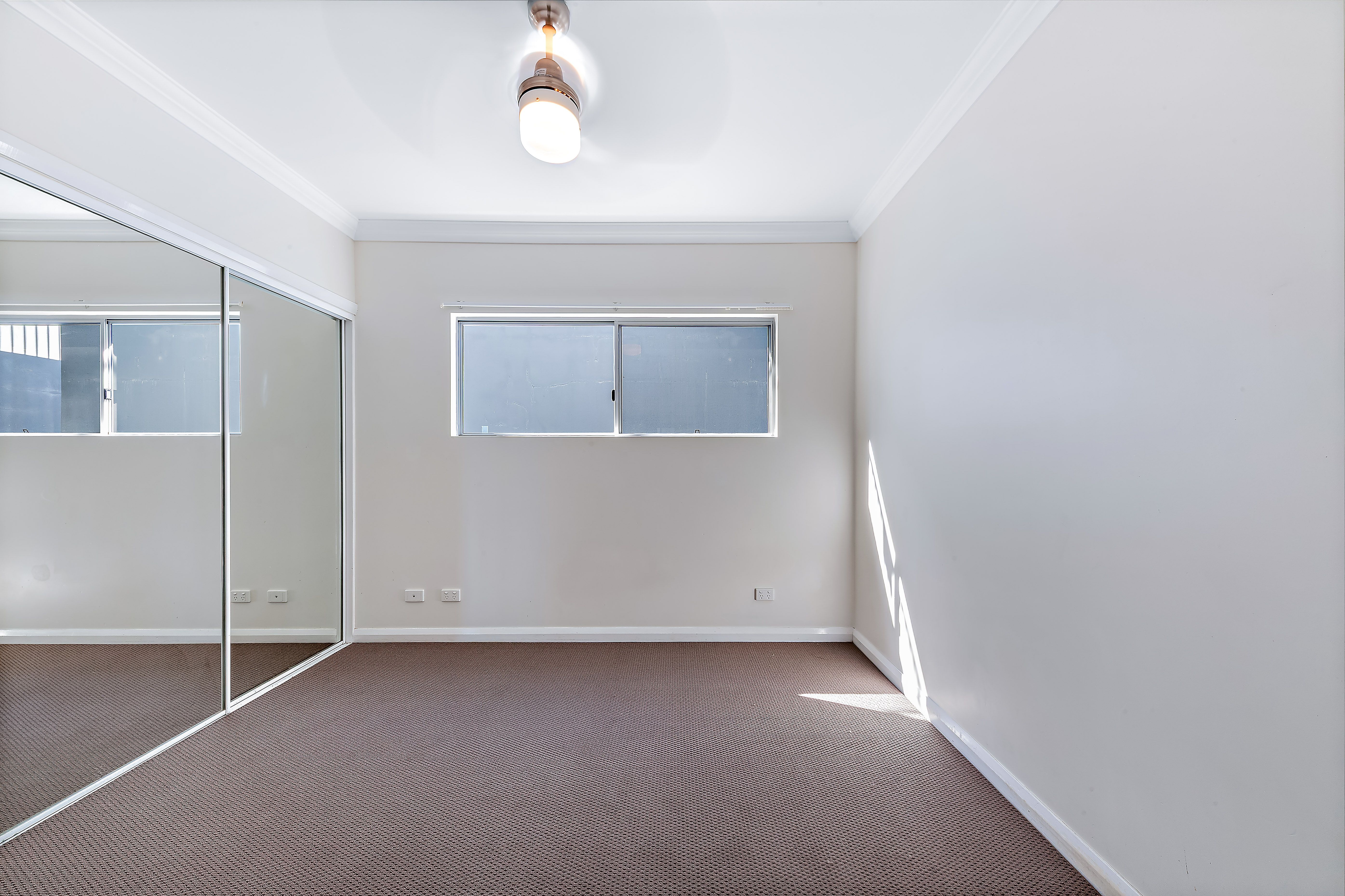 34/3 Deloraine Close — photo 8 of 15