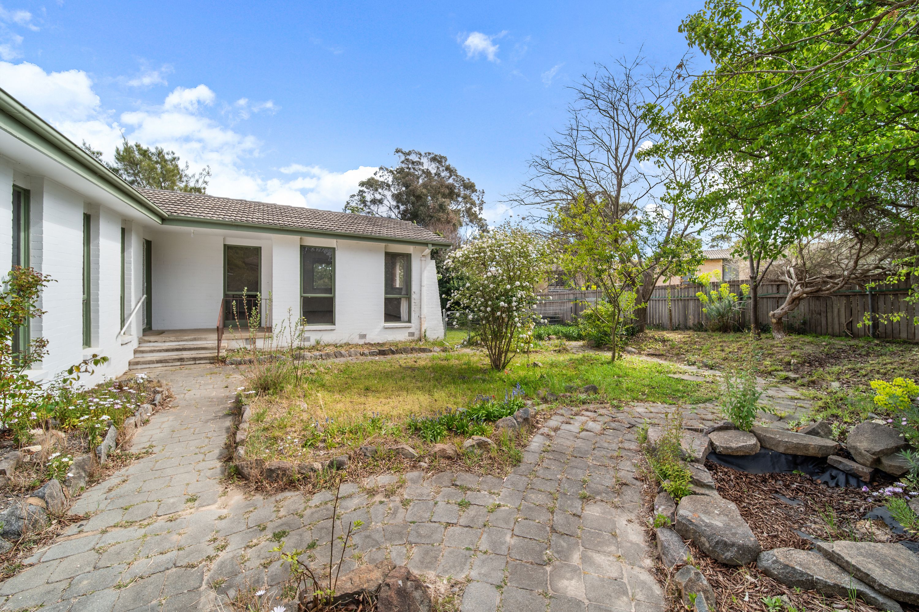 26 Garrad Court, Charnwood, ACT 2615 House for Sale Ray White Canberra