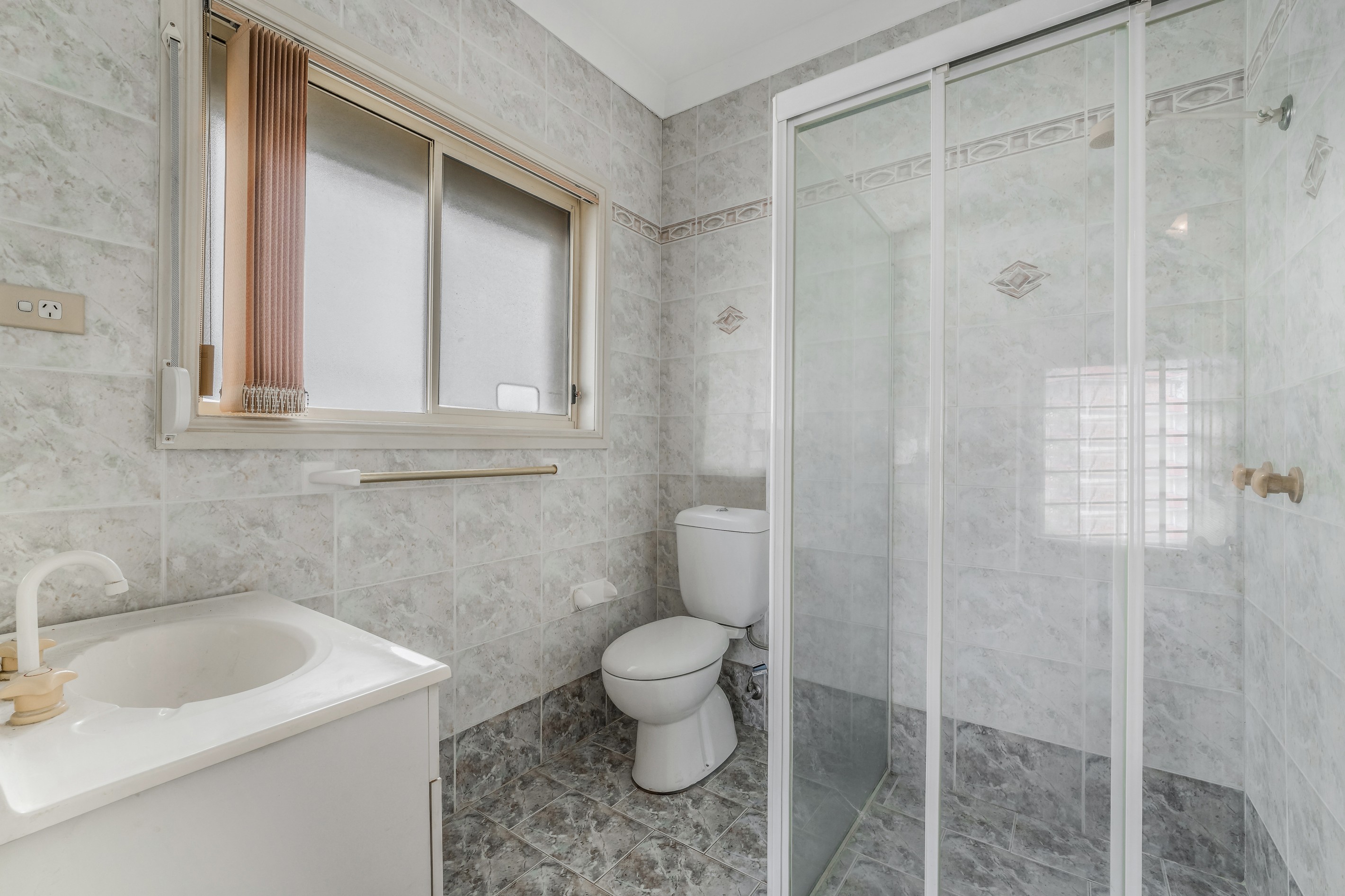 3 Cartier Crescent, Green Valley, NSW 2168