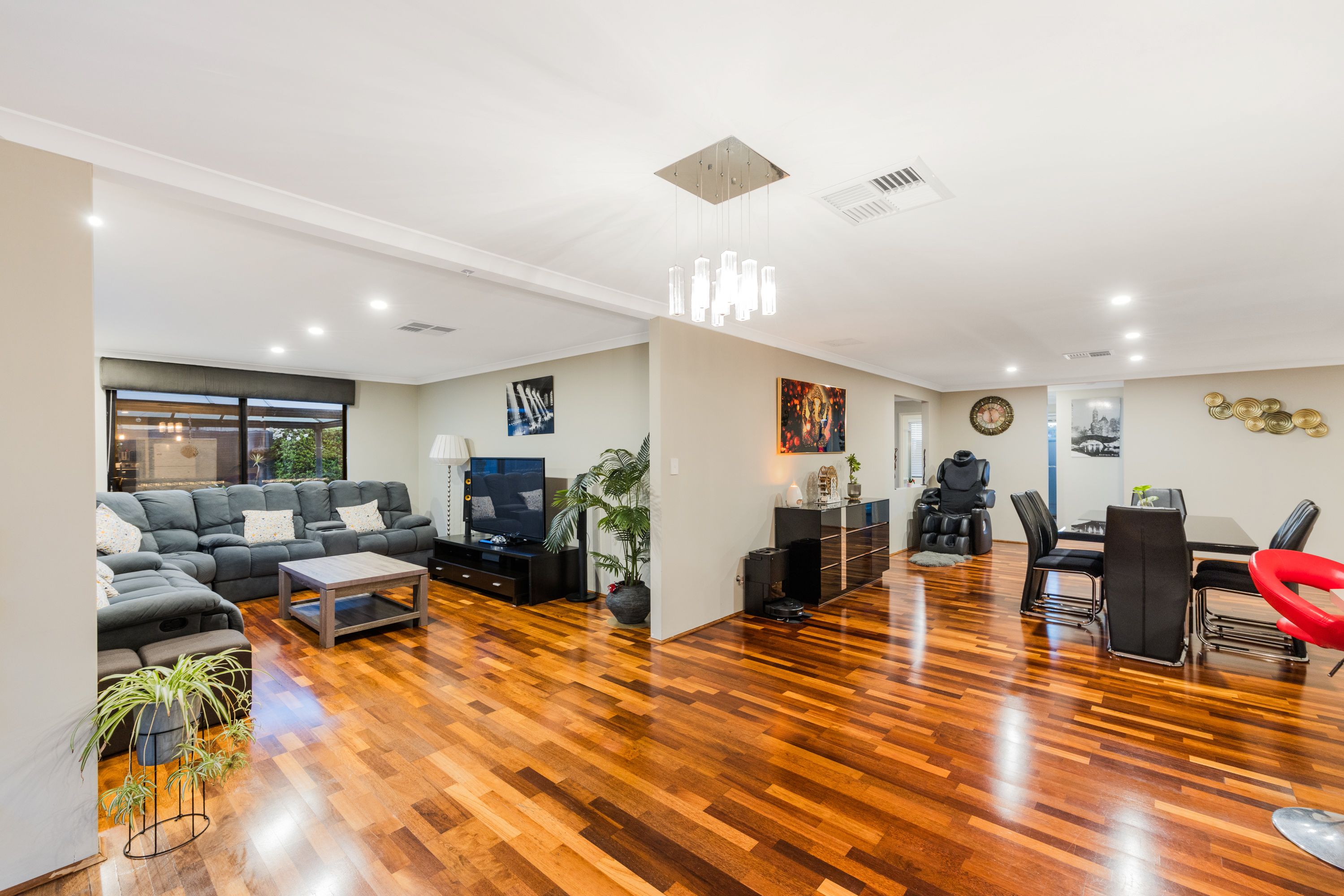 1 Barrett Street — photo 6 of 22