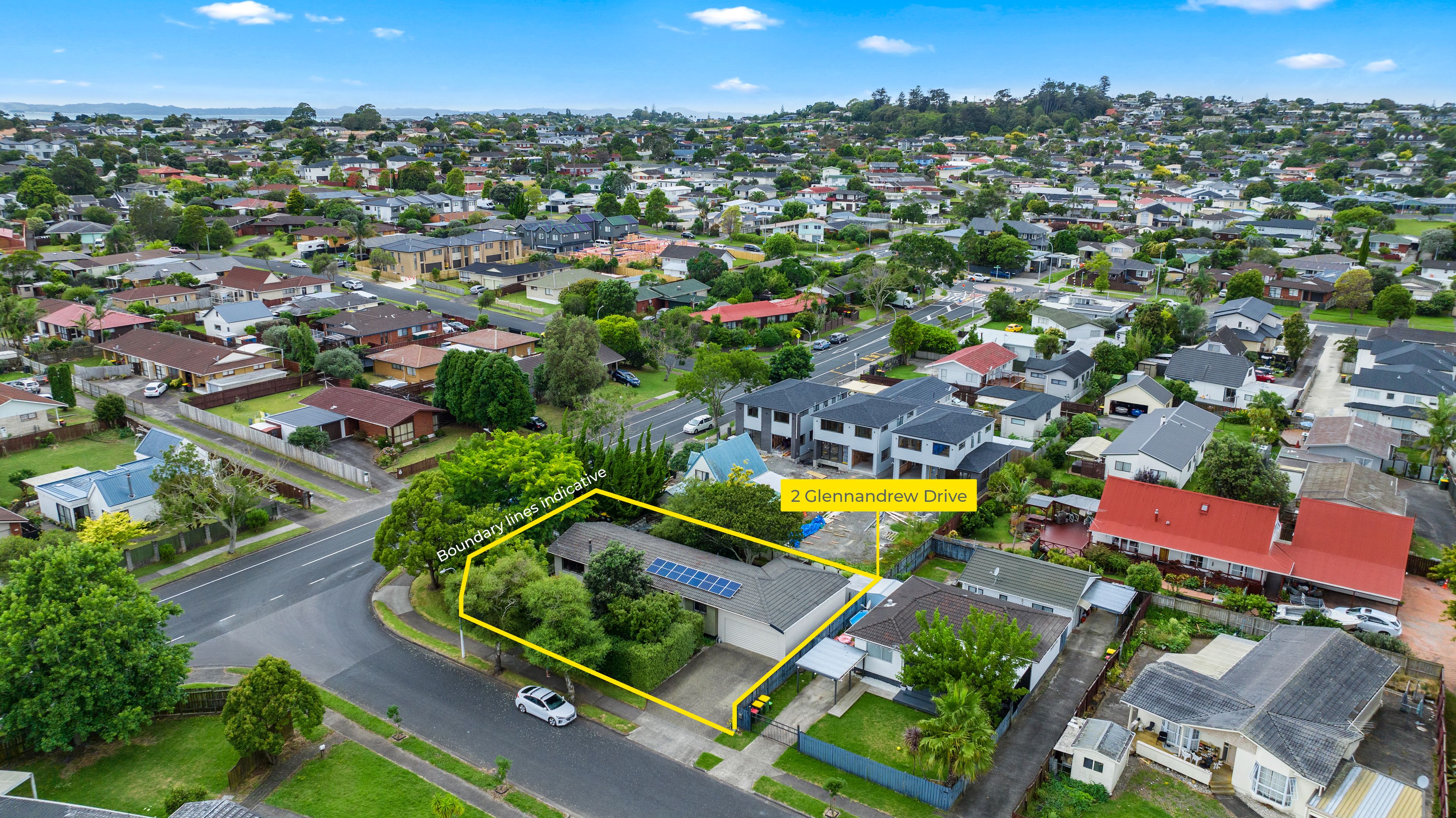 2 Glennandrew Drive, Half Moon Bay, Manukau City