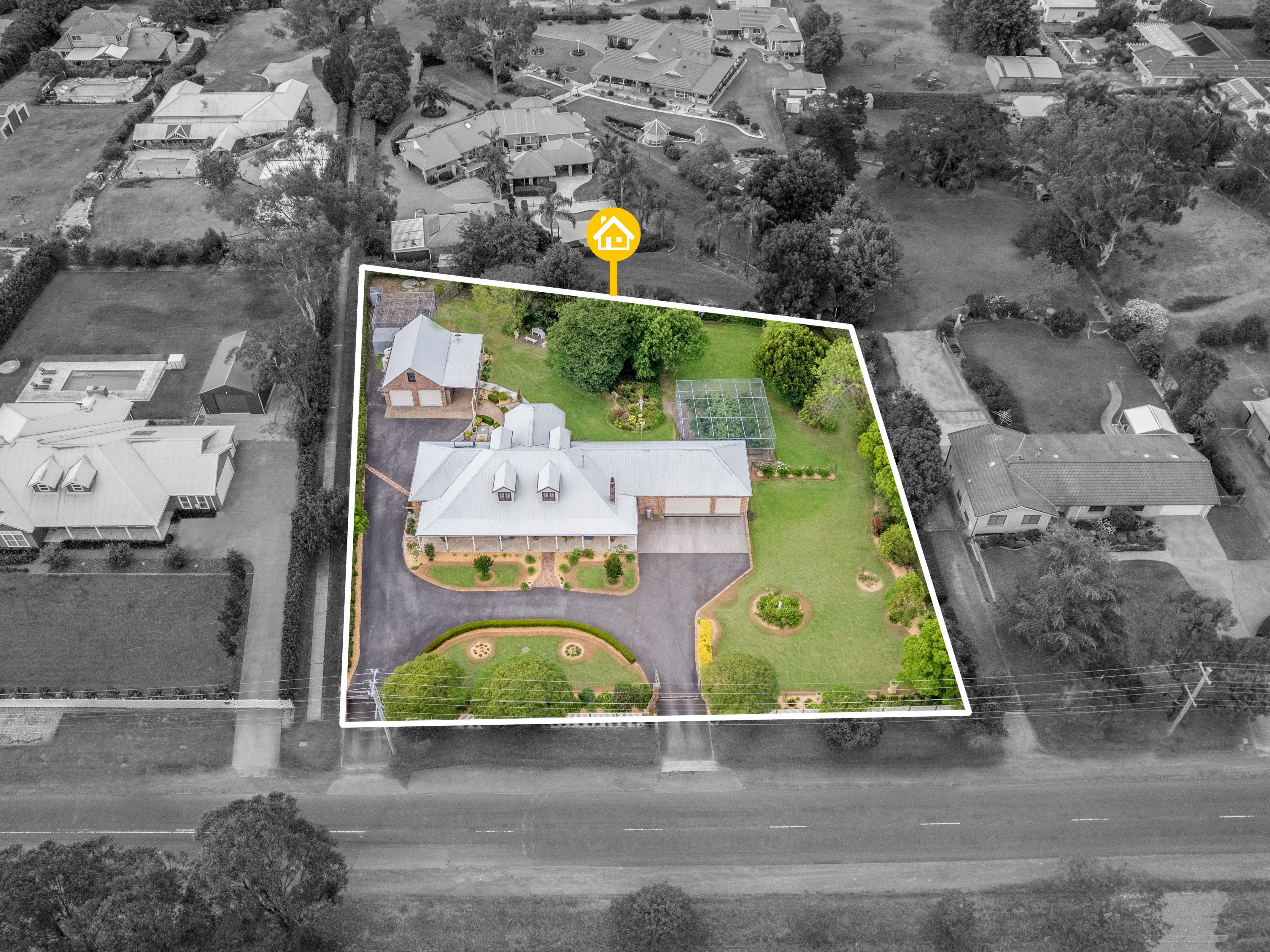 16 Smalls Road, Grasmere, NSW 2570