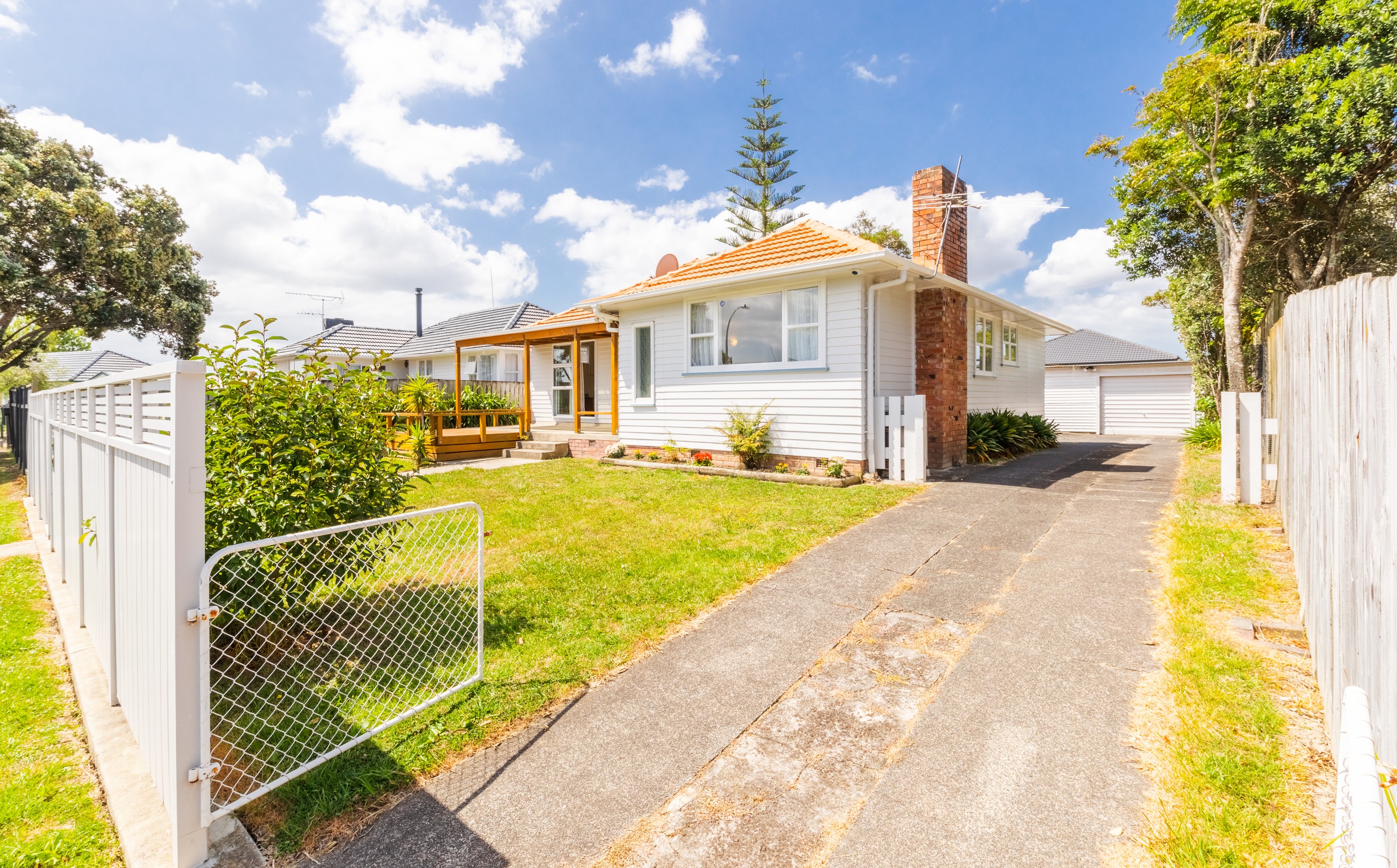 76 Commodore Drive, Lynfield, Auckland City