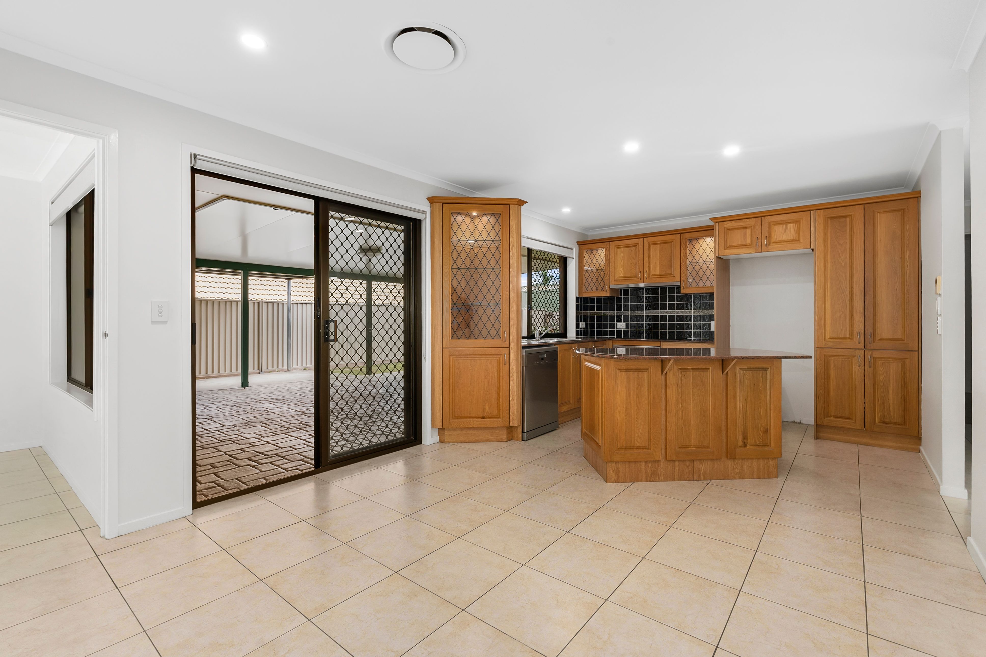19 Ustinov Crescent, McDowall, QLD 4053