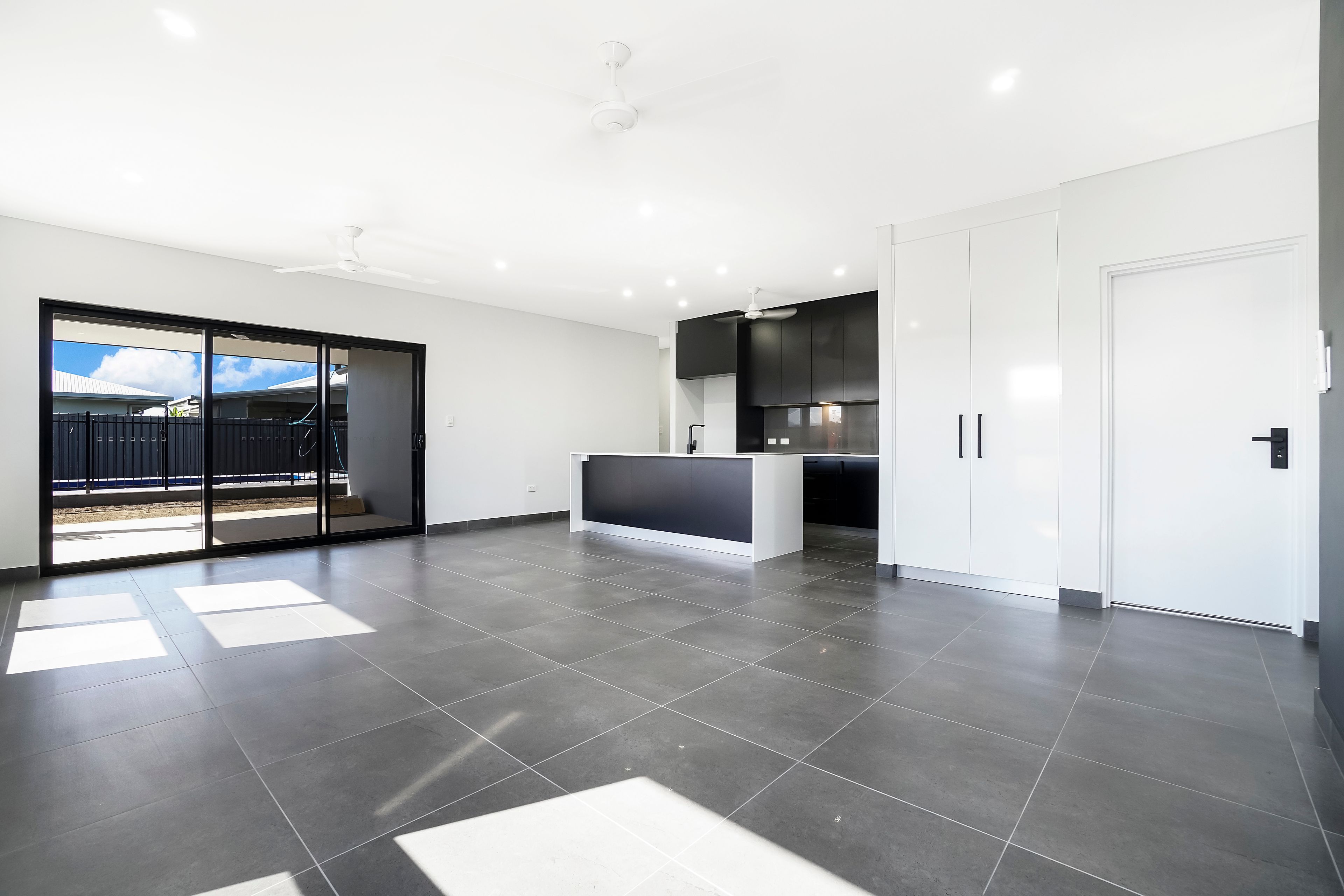 17 Letts Crescent — photo 5 of 19