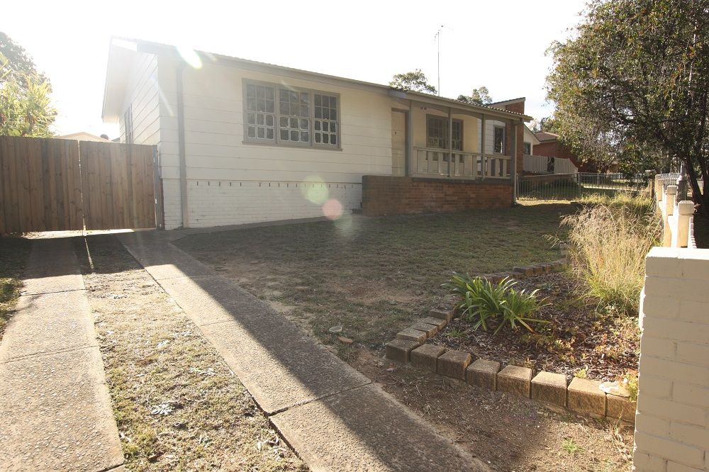 19 Boonoke Place, Airds, NSW 2560