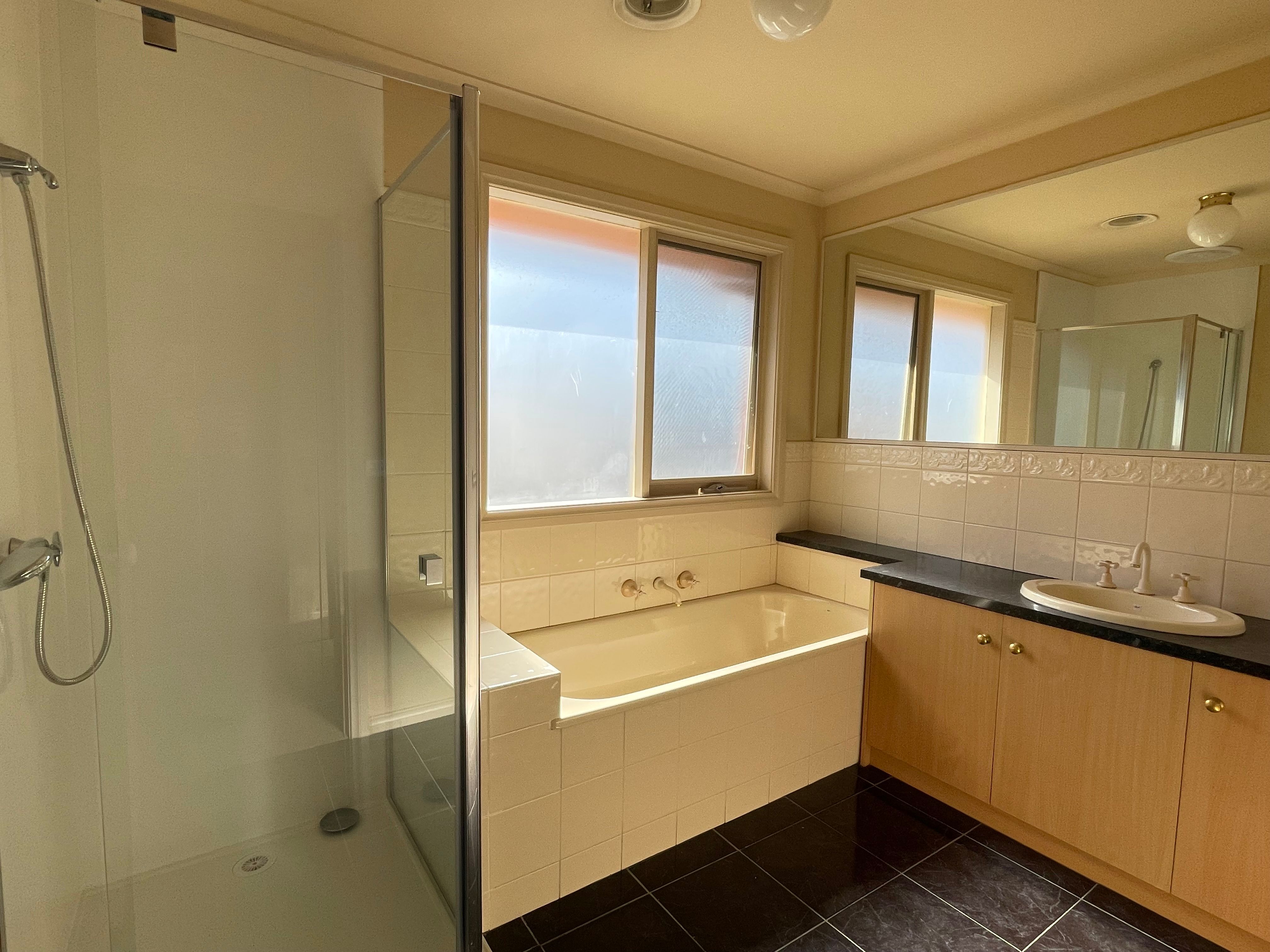 28 The Seekers Crescent, Mill Park, VIC 3082