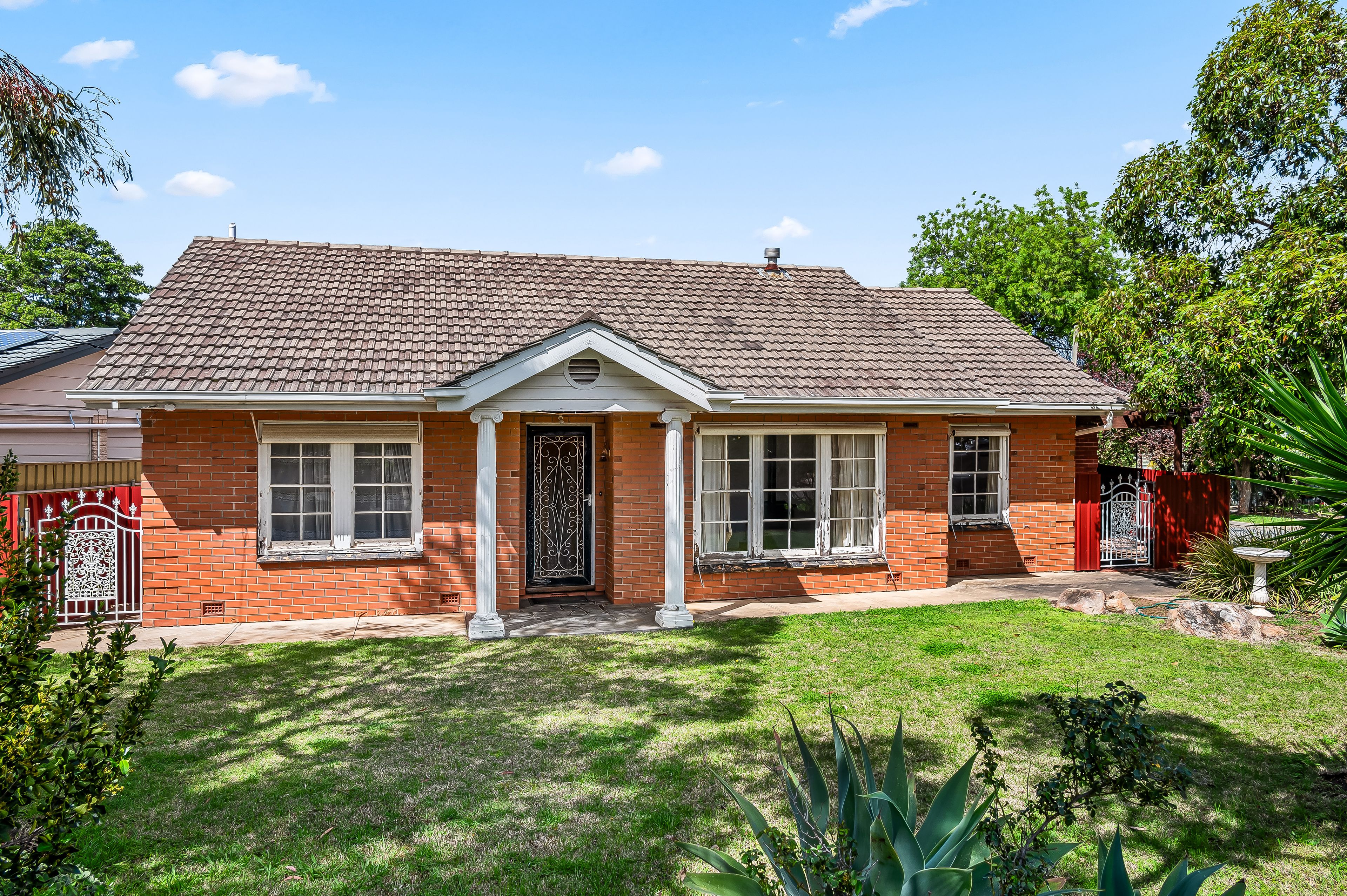 1 Nioka Road, Dernancourt, SA 5075