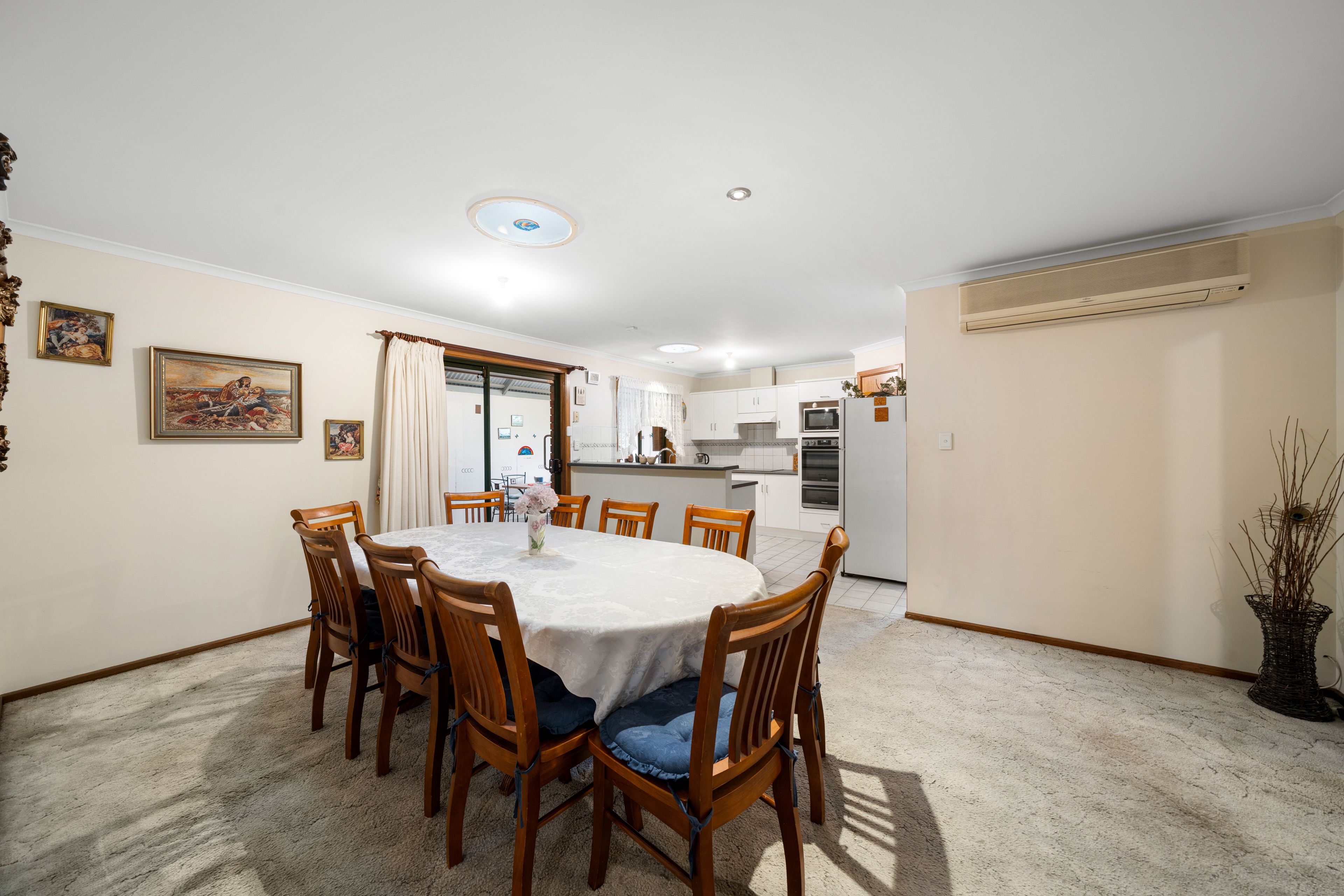 1b Mitchell Street West — photo 5 of 18