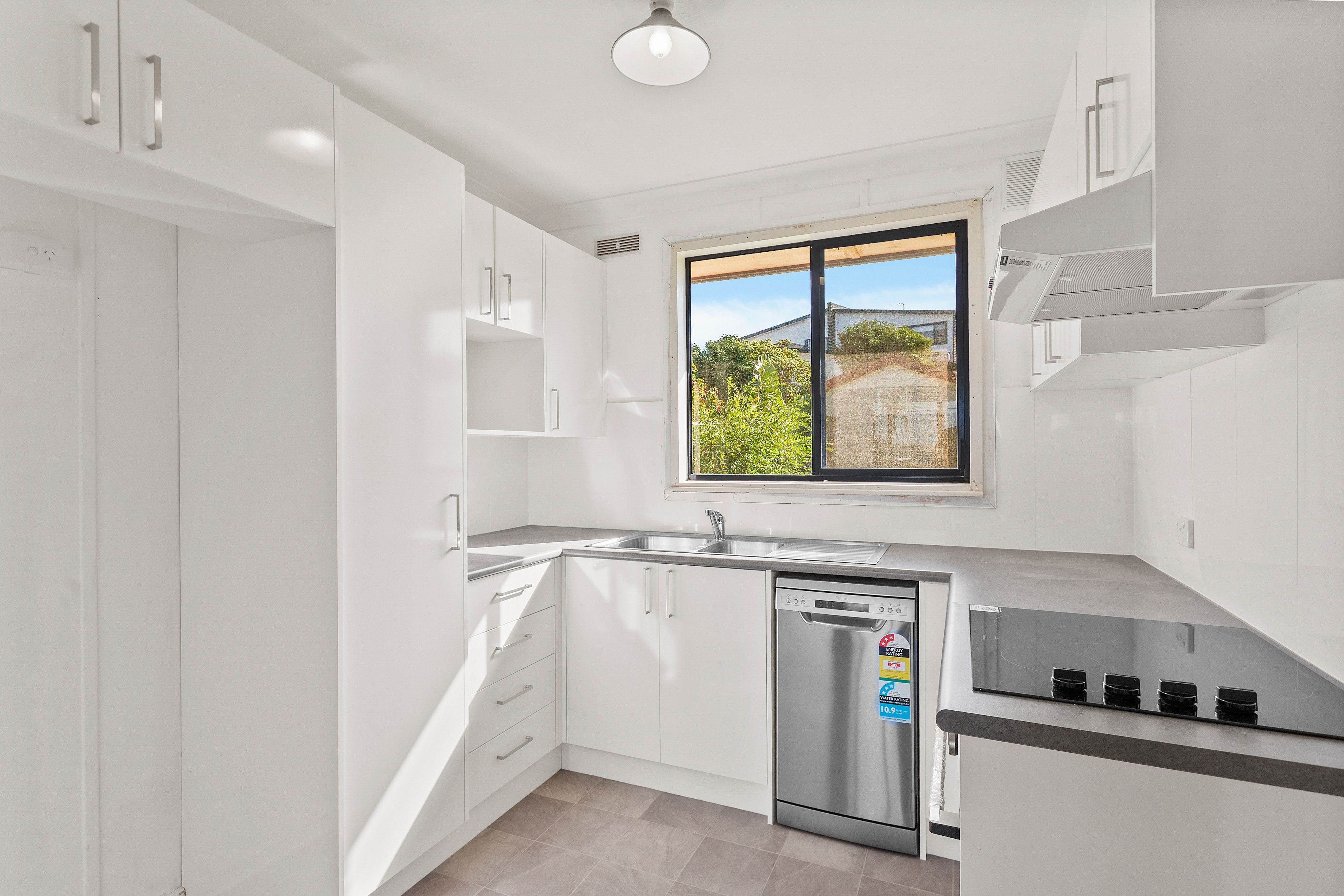 12 Chisholm Street, Shellharbour, NSW 2529