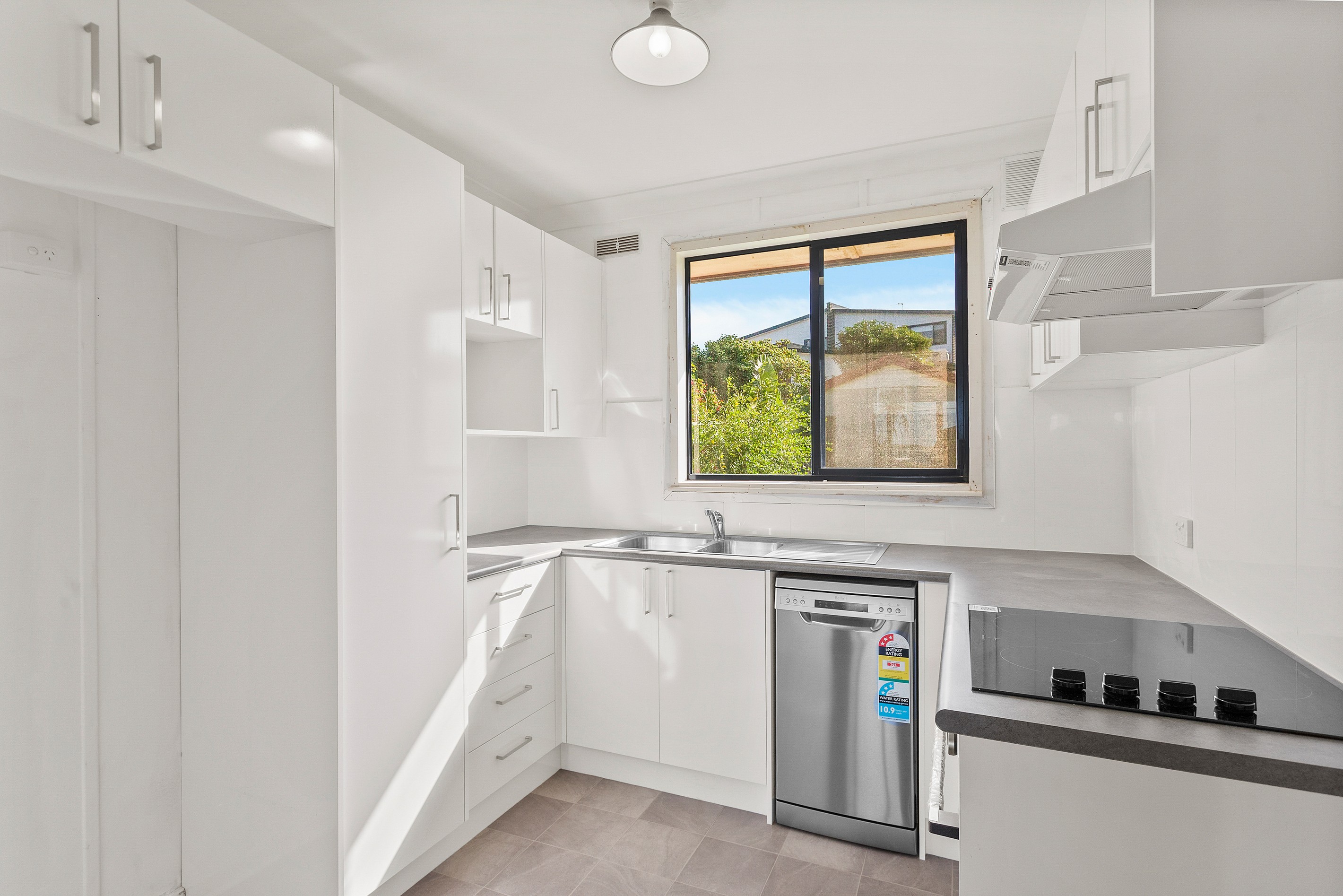 12 Chisholm Street, Shellharbour, NSW 2529