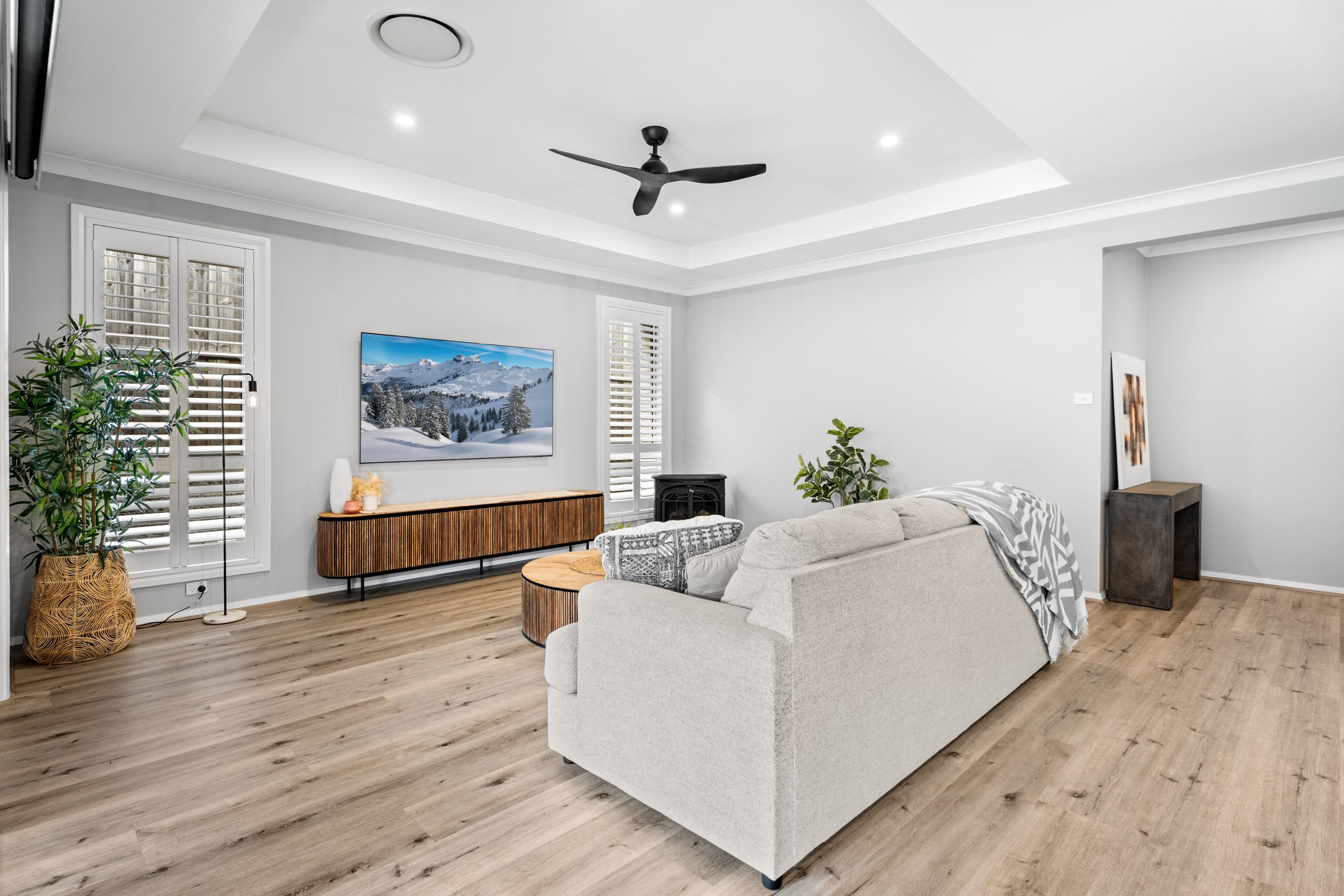 51 James Riley Drive, Glenmore Park, NSW