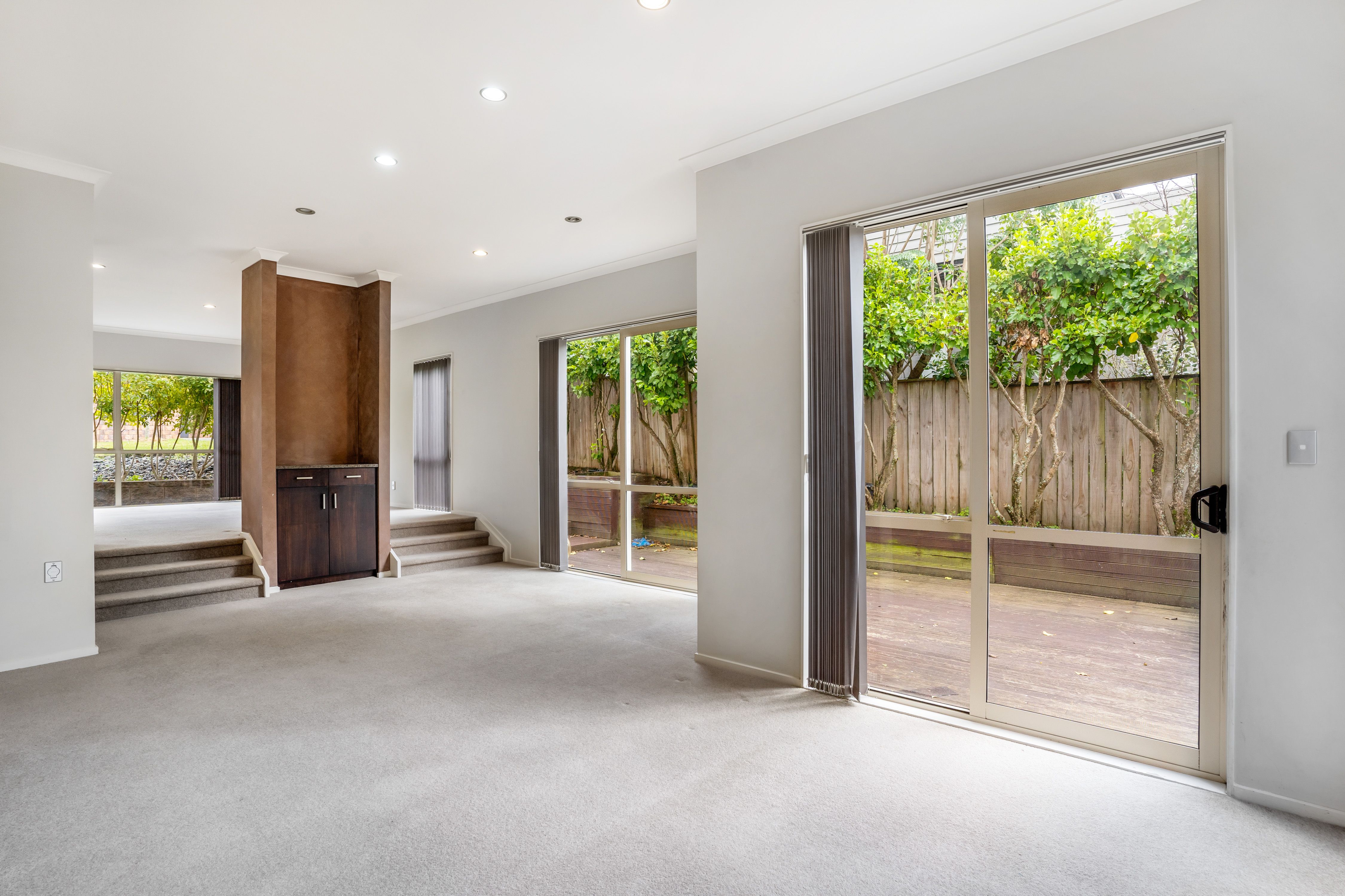 25 Gibbston Cresent, Flat Bush, Manukau City