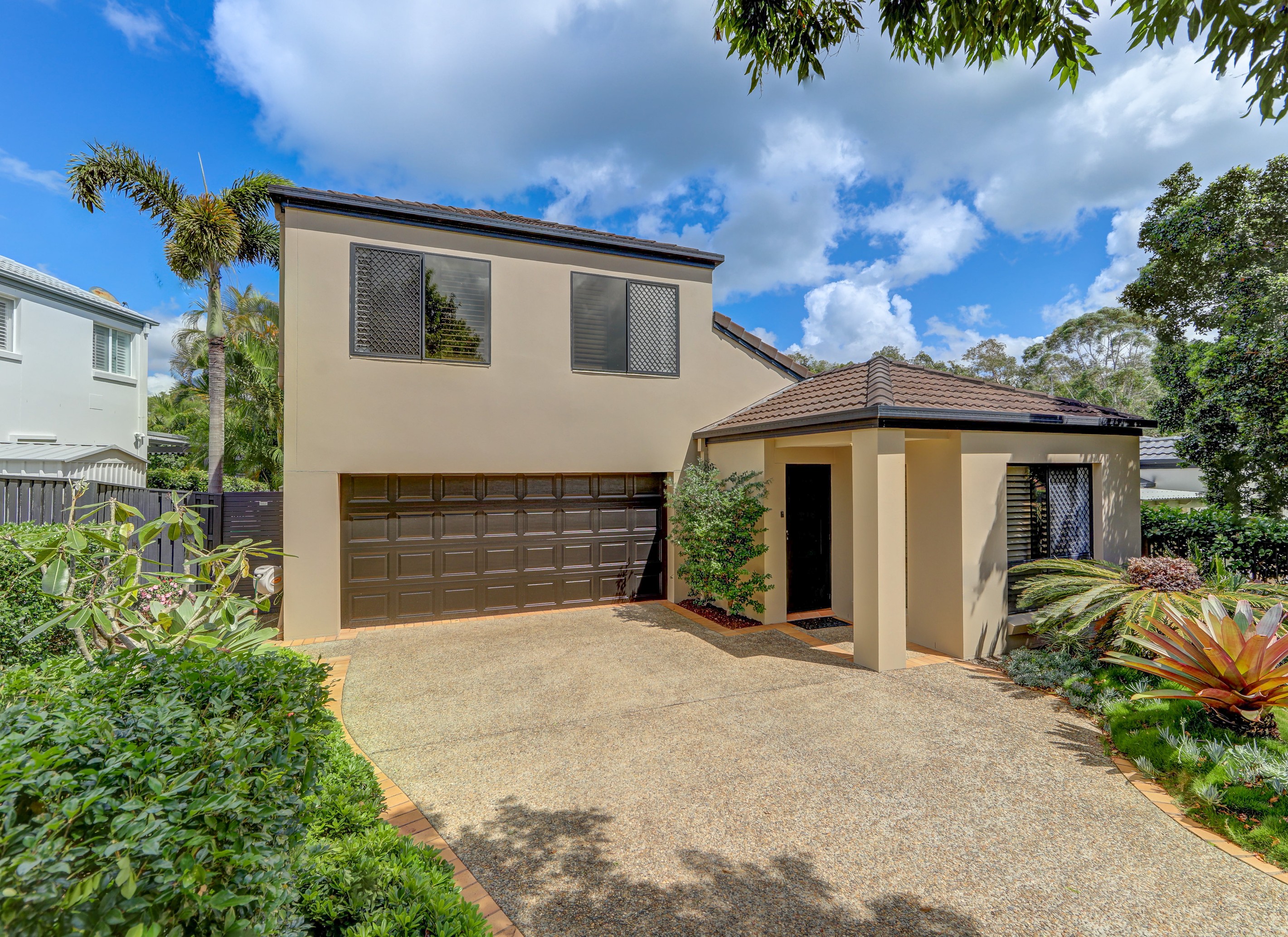 25 Pine Valley Drive, Robina, QLD 4226