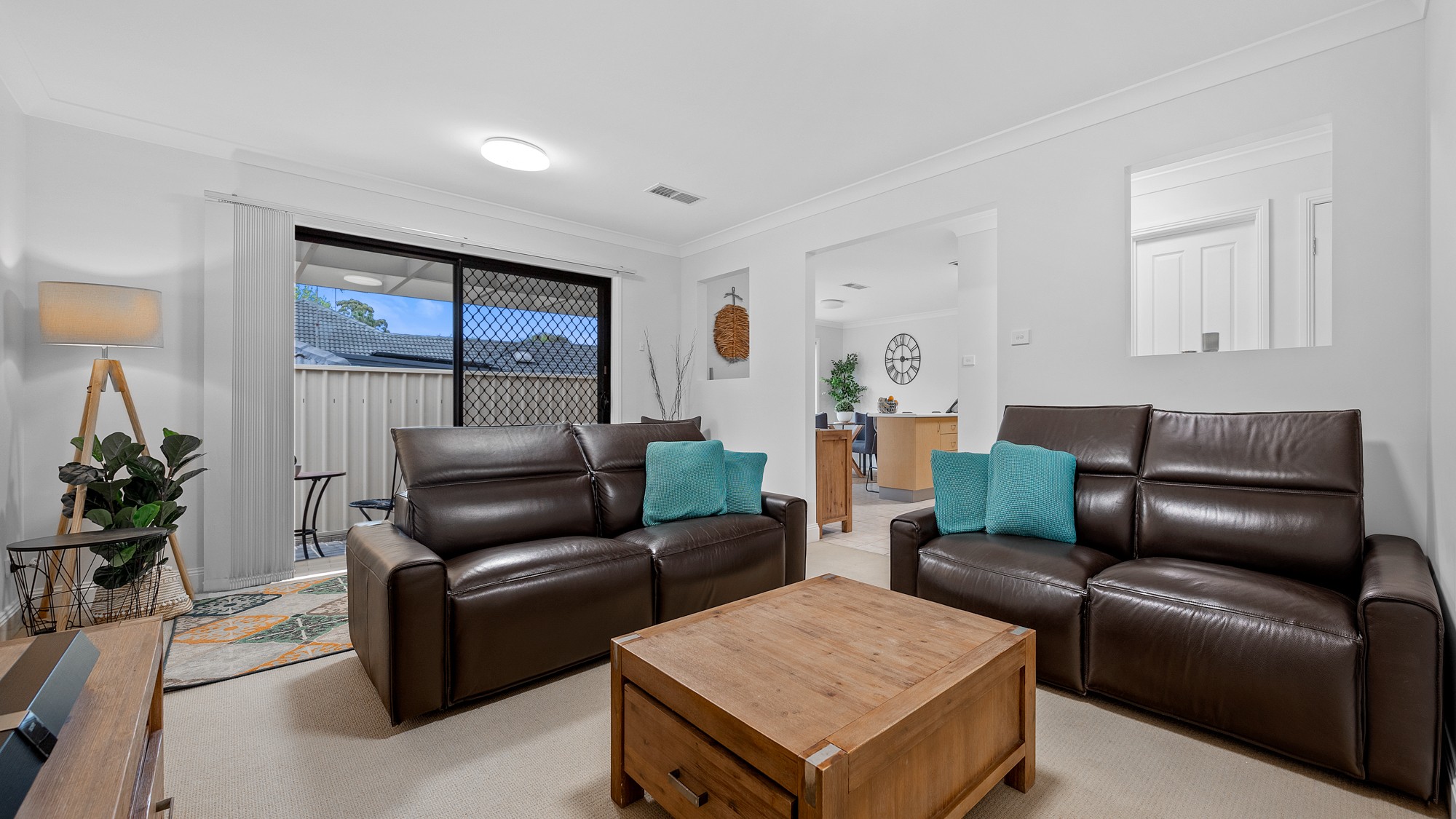 2/60 Old Hume Highway, Camden, NSW 2570