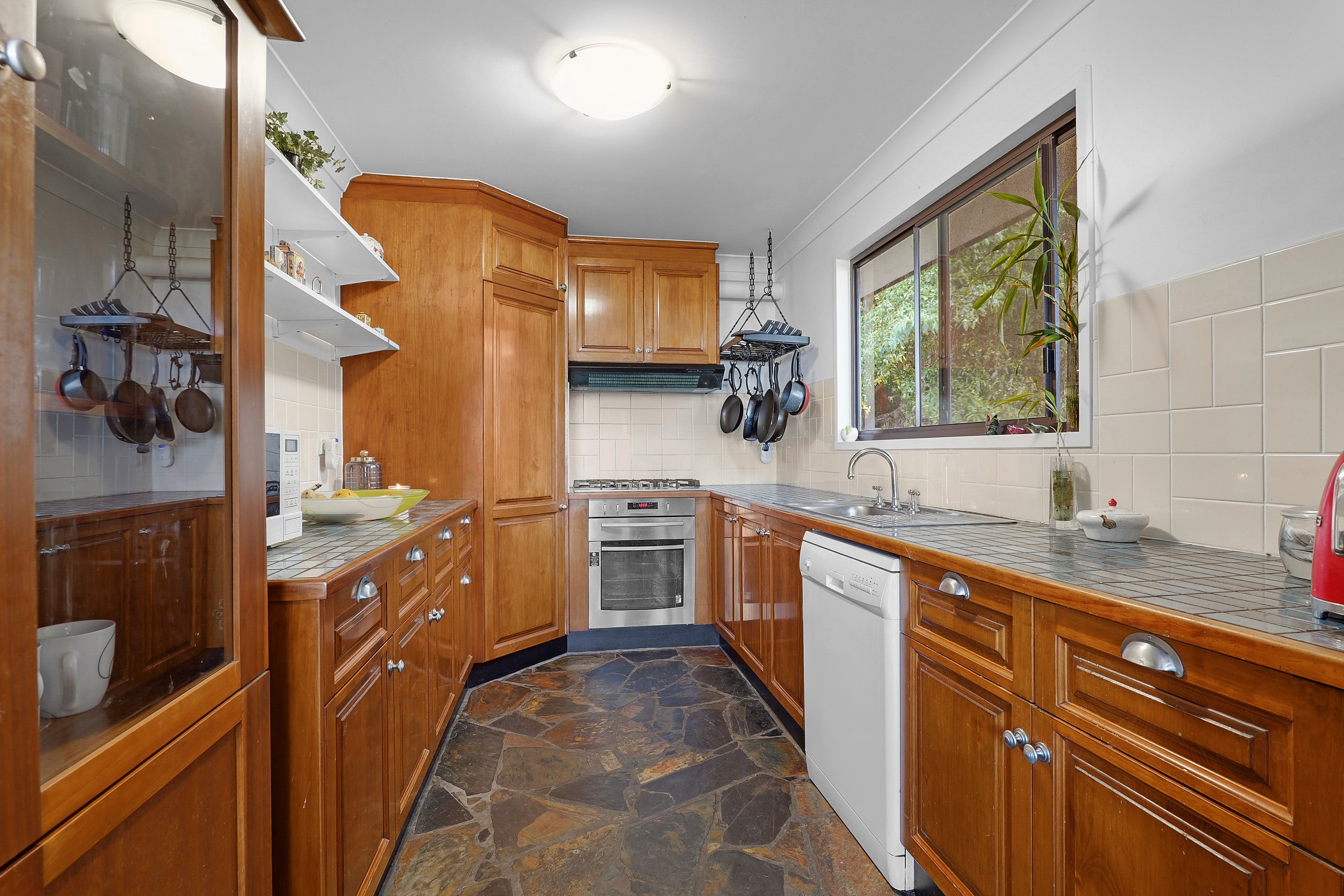 365 Lieutenant Bowen Drive, Bowen Mountain, NSW 2753