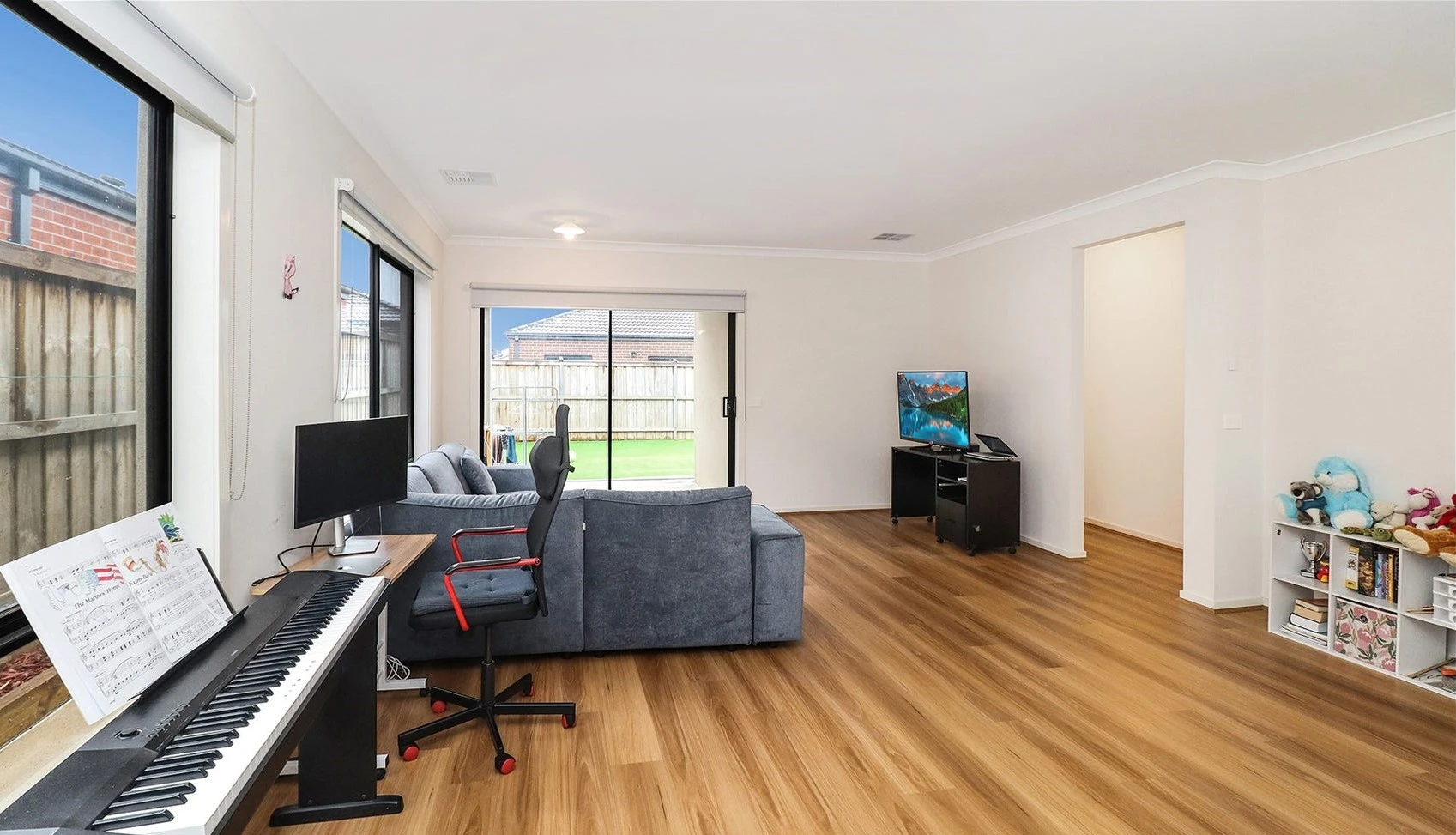 8 TOWERTREE Street, Truganina, VIC 3029