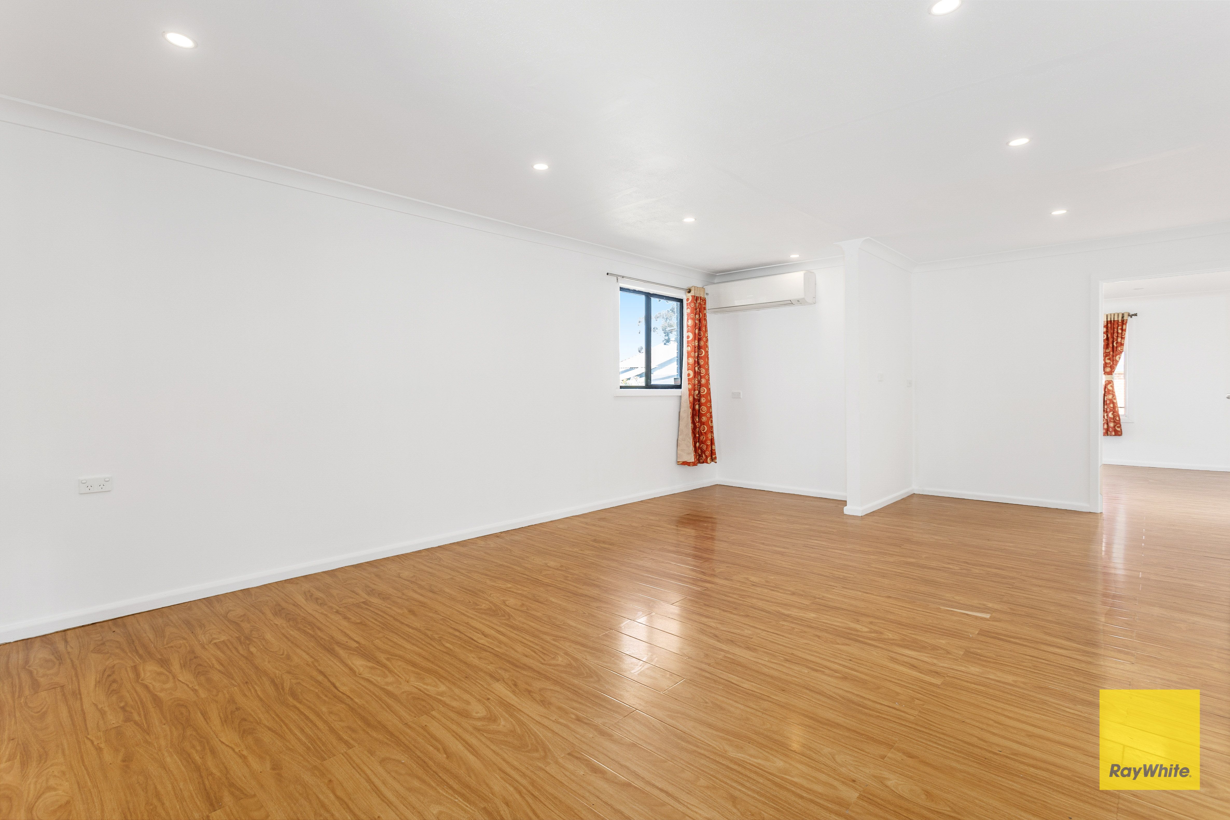 26 Mackellar Road — photo 3 of 14