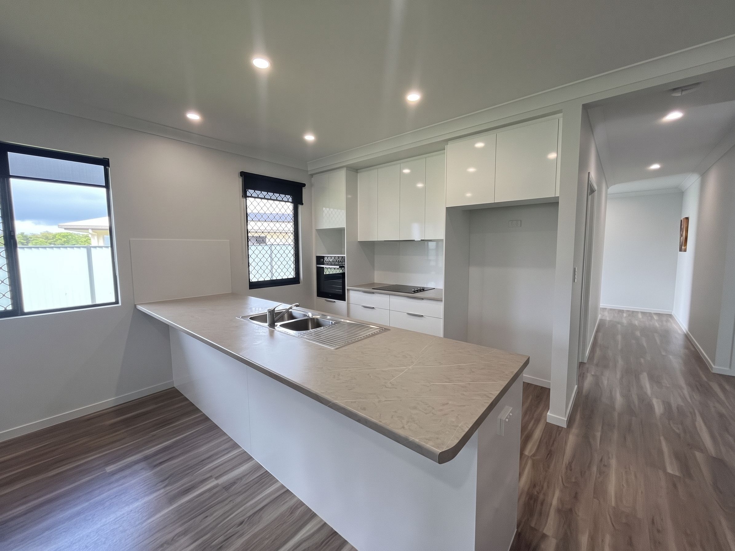 86 Countryview Drive — photo 3 of 25