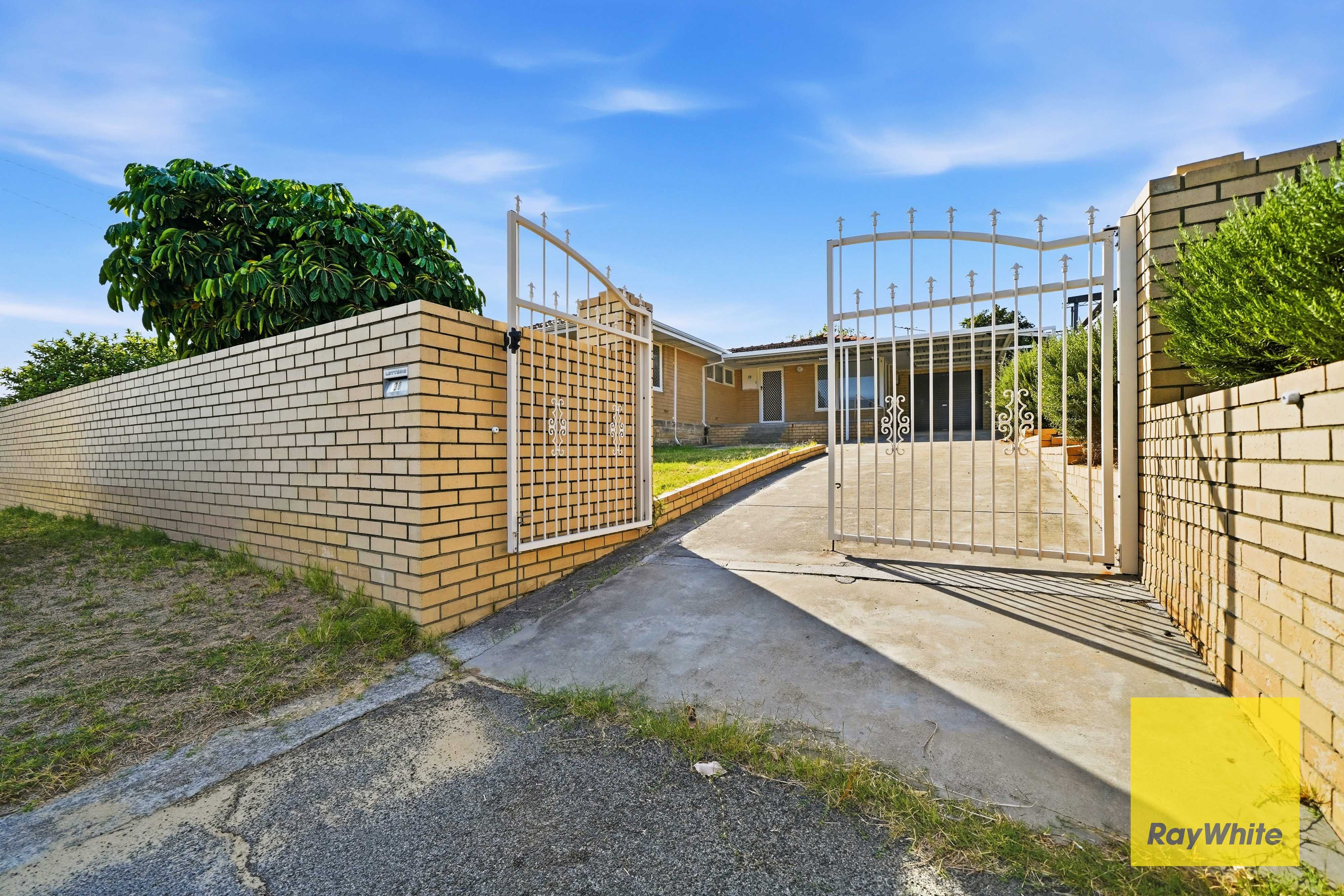 38 Roxwell Way, Girrawheen, WA 6064