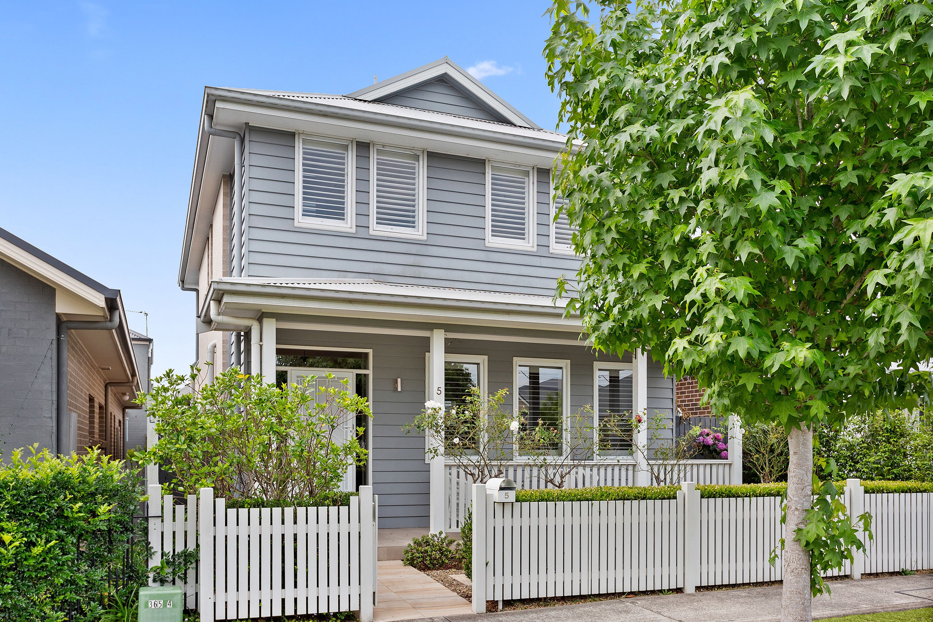 5 Pambula Street, Tullimbar NSW 2527
