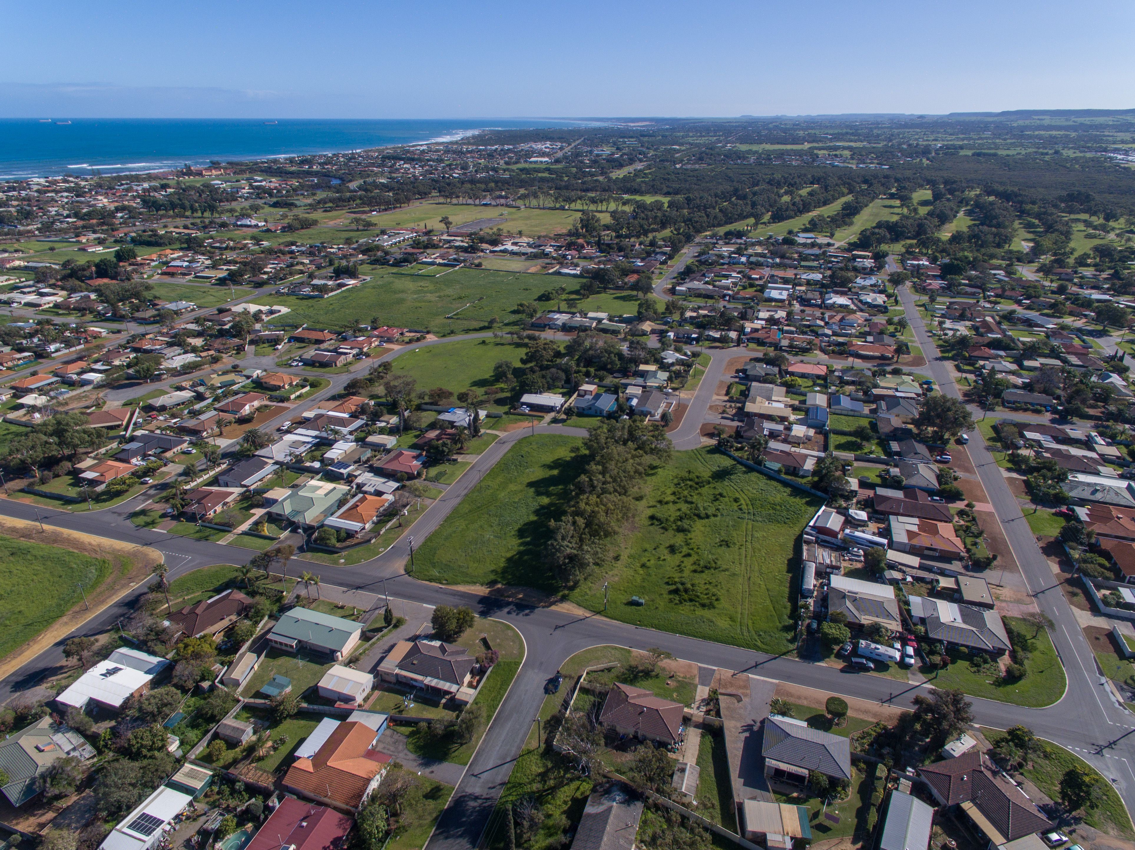 10 Goldsworthy Crescent, Spalding, WA 6530