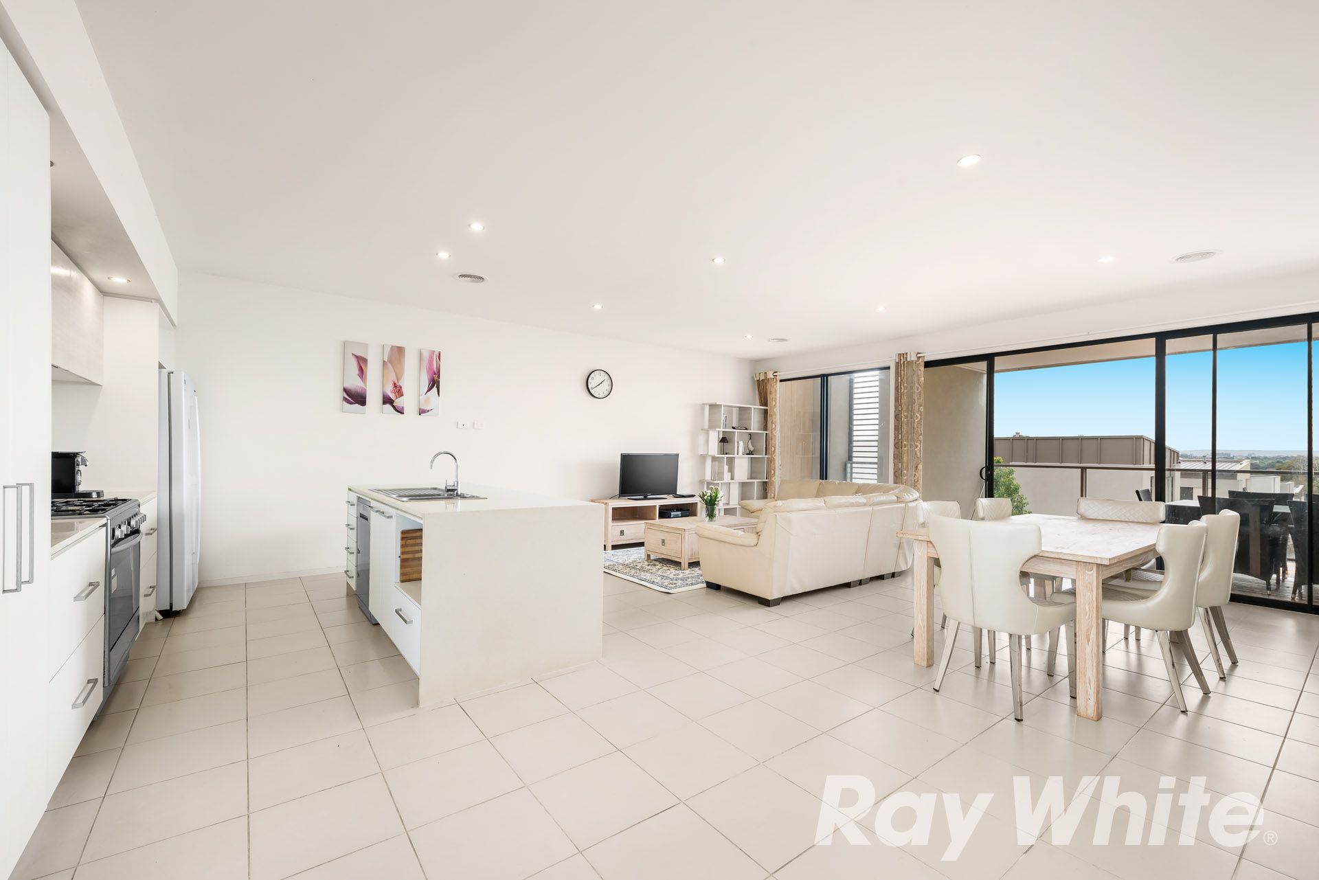 35 Muyan Circuit, Burwood, VIC 3125